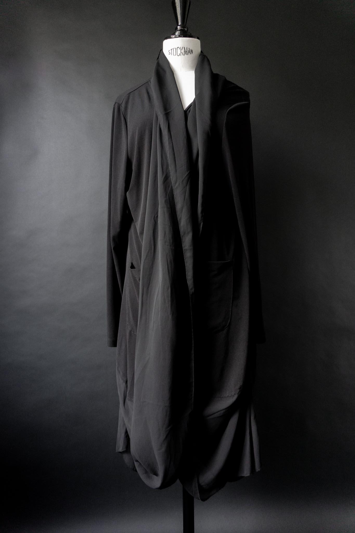 Vintage Jersey Cardigan mit Chiffon Details in Schwarz, L–XXL