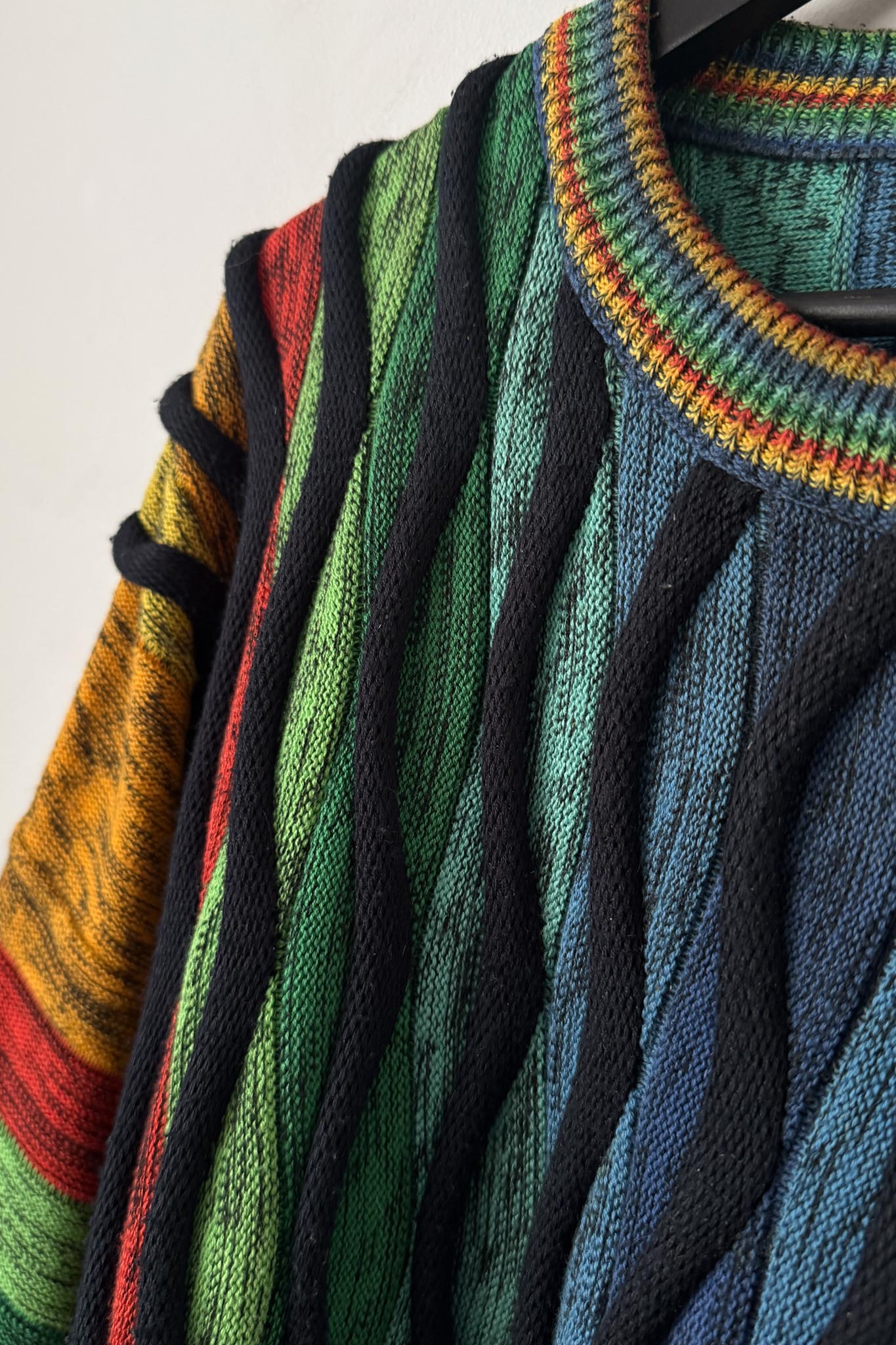Vintage Carlo Colucci Rainbow Strukturpullover, M–XL