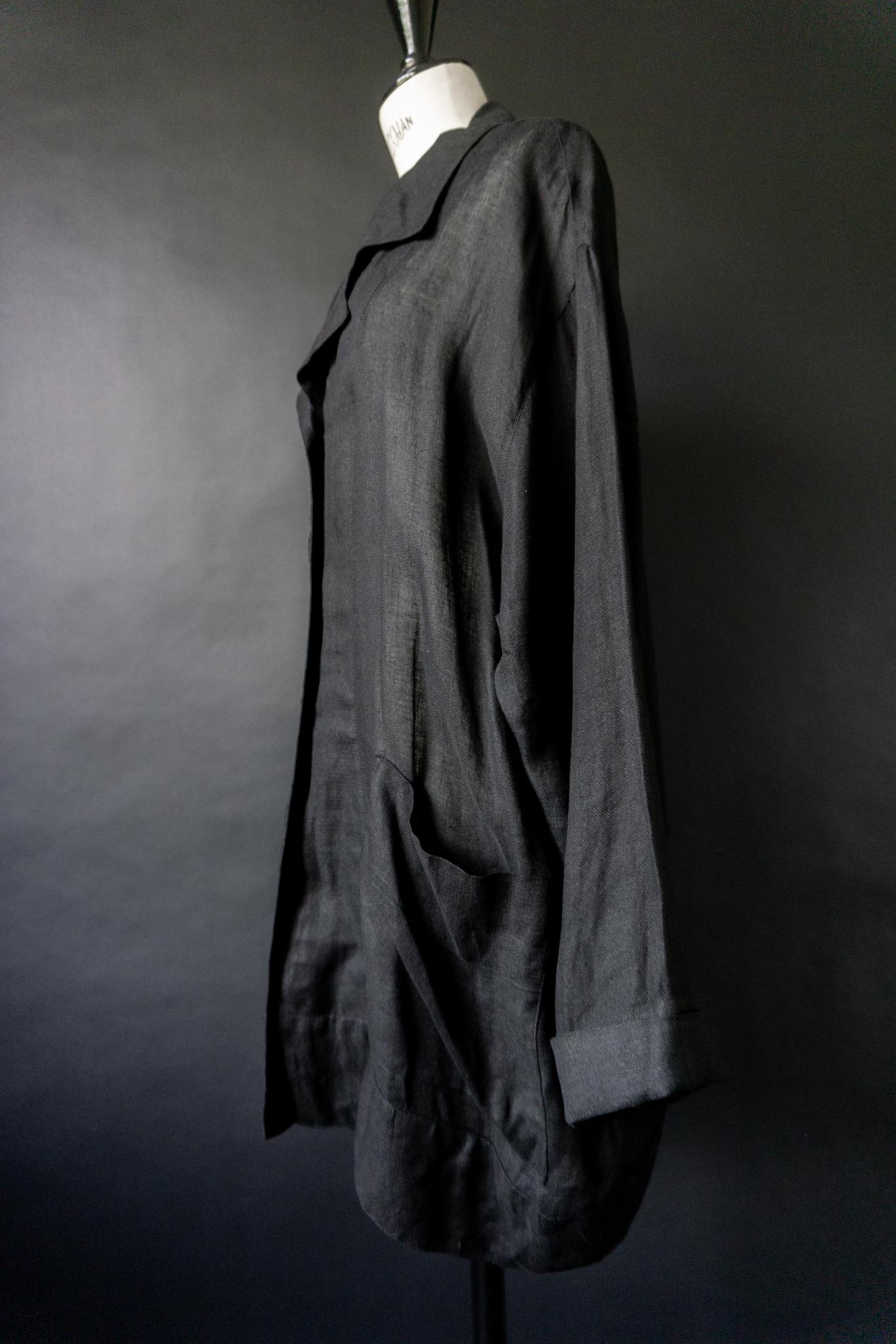 Vintage oversized Leinenjacke mit skulpturalem Schnitt, L–XL