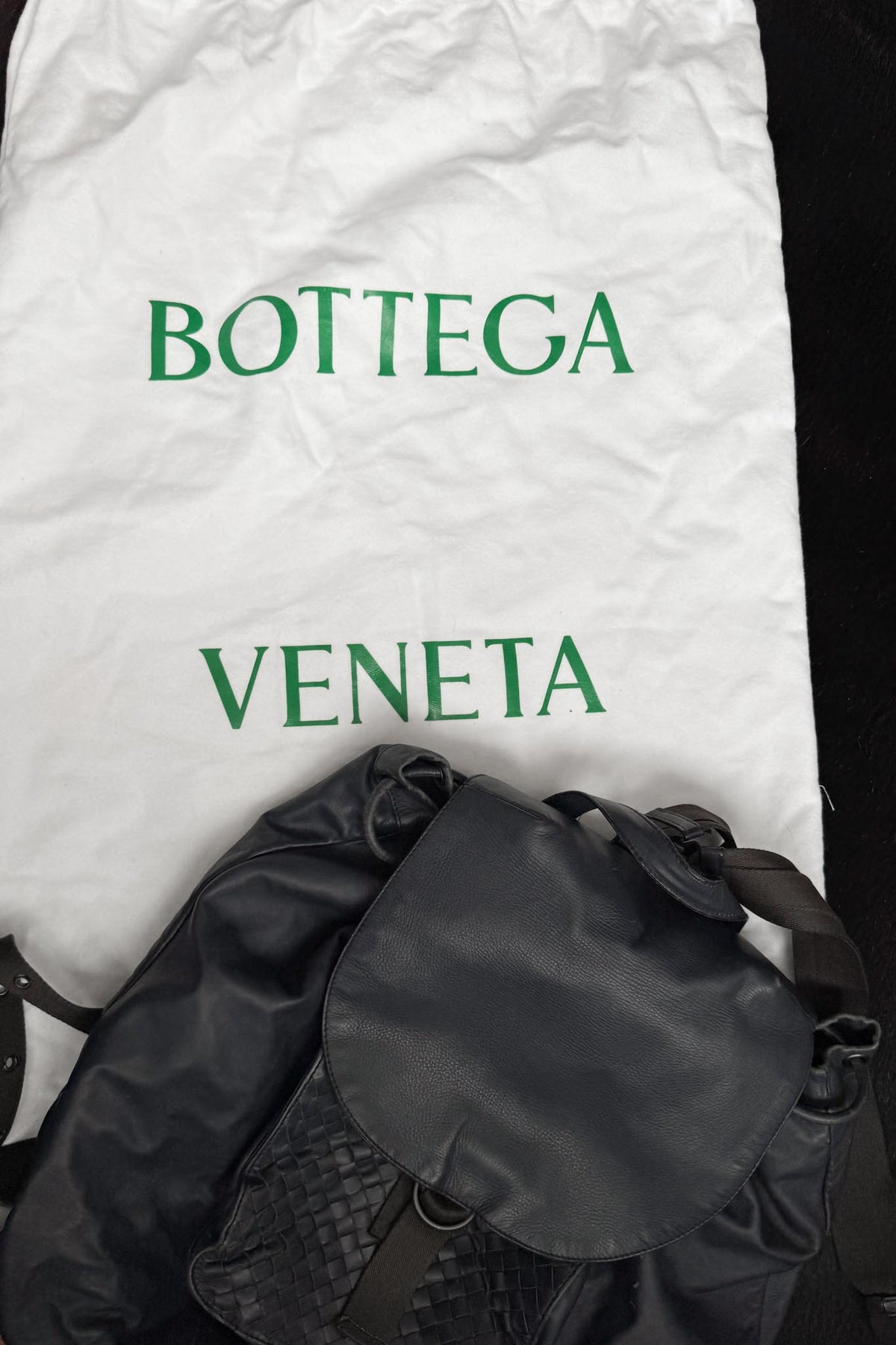 Vintage Bottega Veneta Lederrucksack in Dunkelblau mit Intrecciato-Details