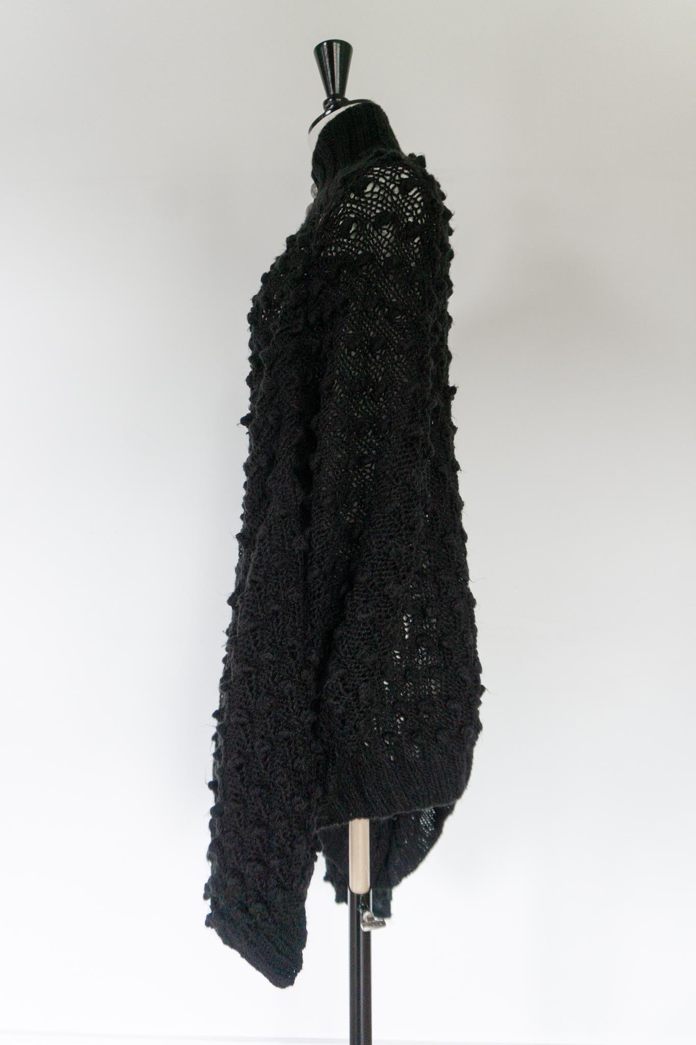 Handgestrickter Oversized Pullover mit Noppenstruktur in Schwarz, M–XXXL