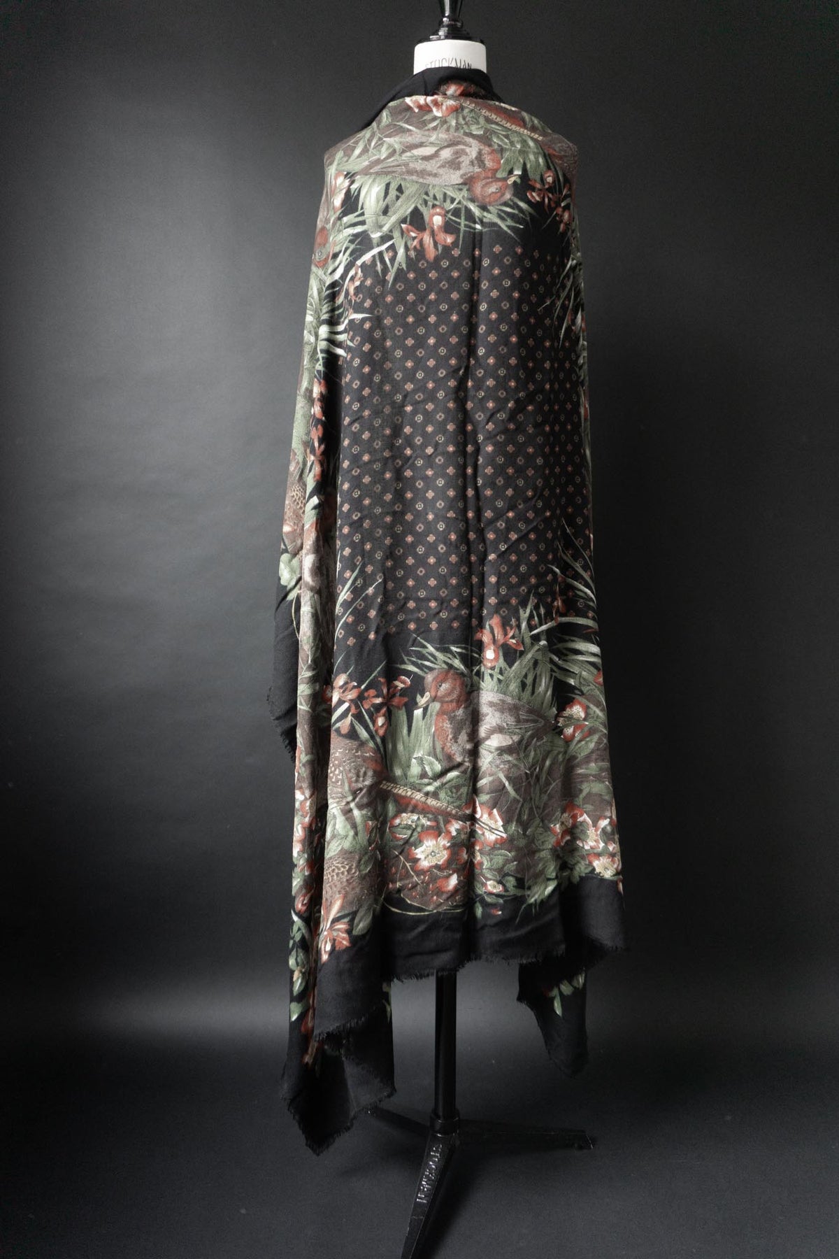 Vintage XXL Wolltuch mit botanischem Naturmotiv