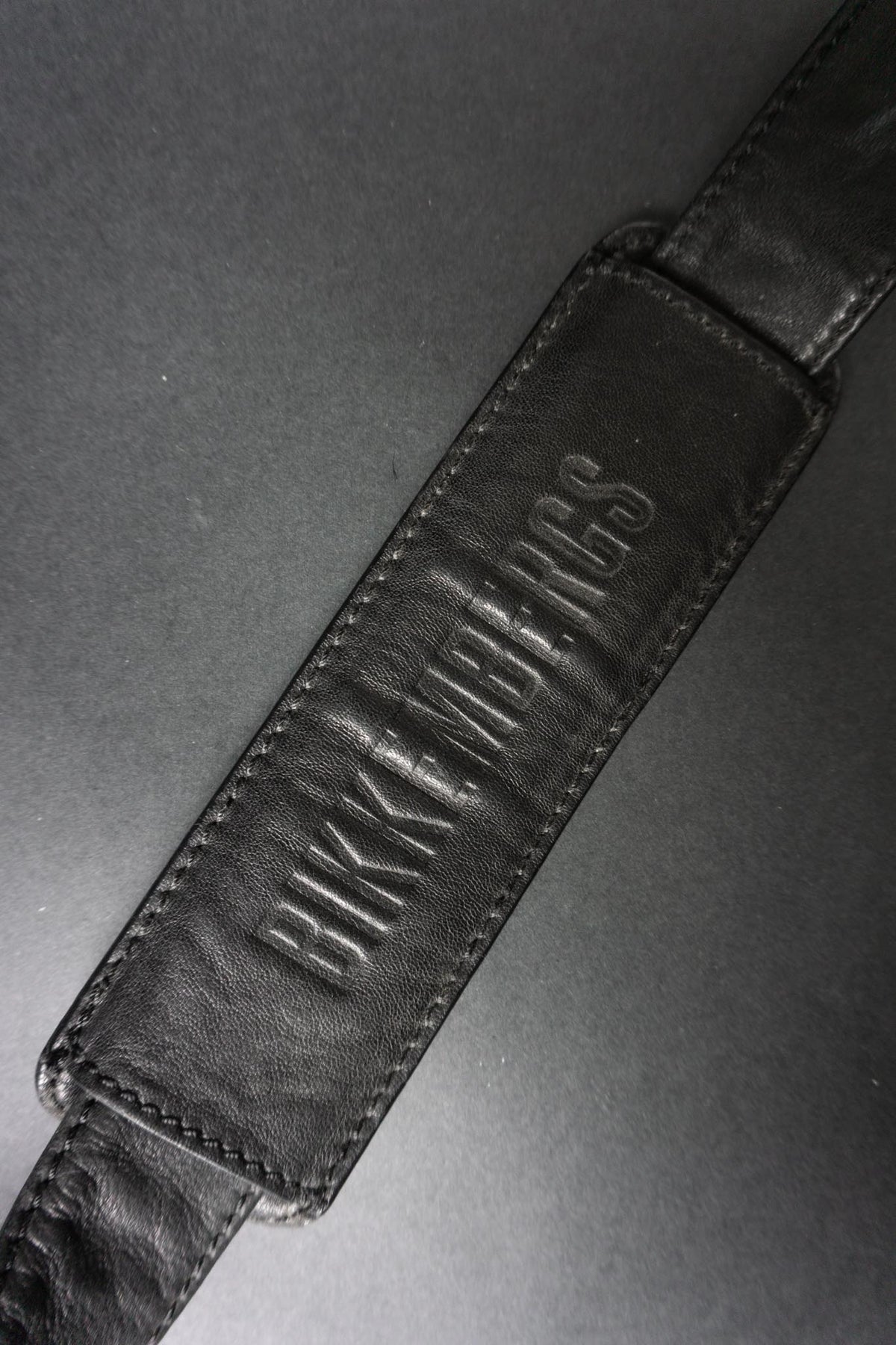 Vintage Bikkembergs Leder Umhängetasche in Schwarz | Y2K Designer Crossbody Bag