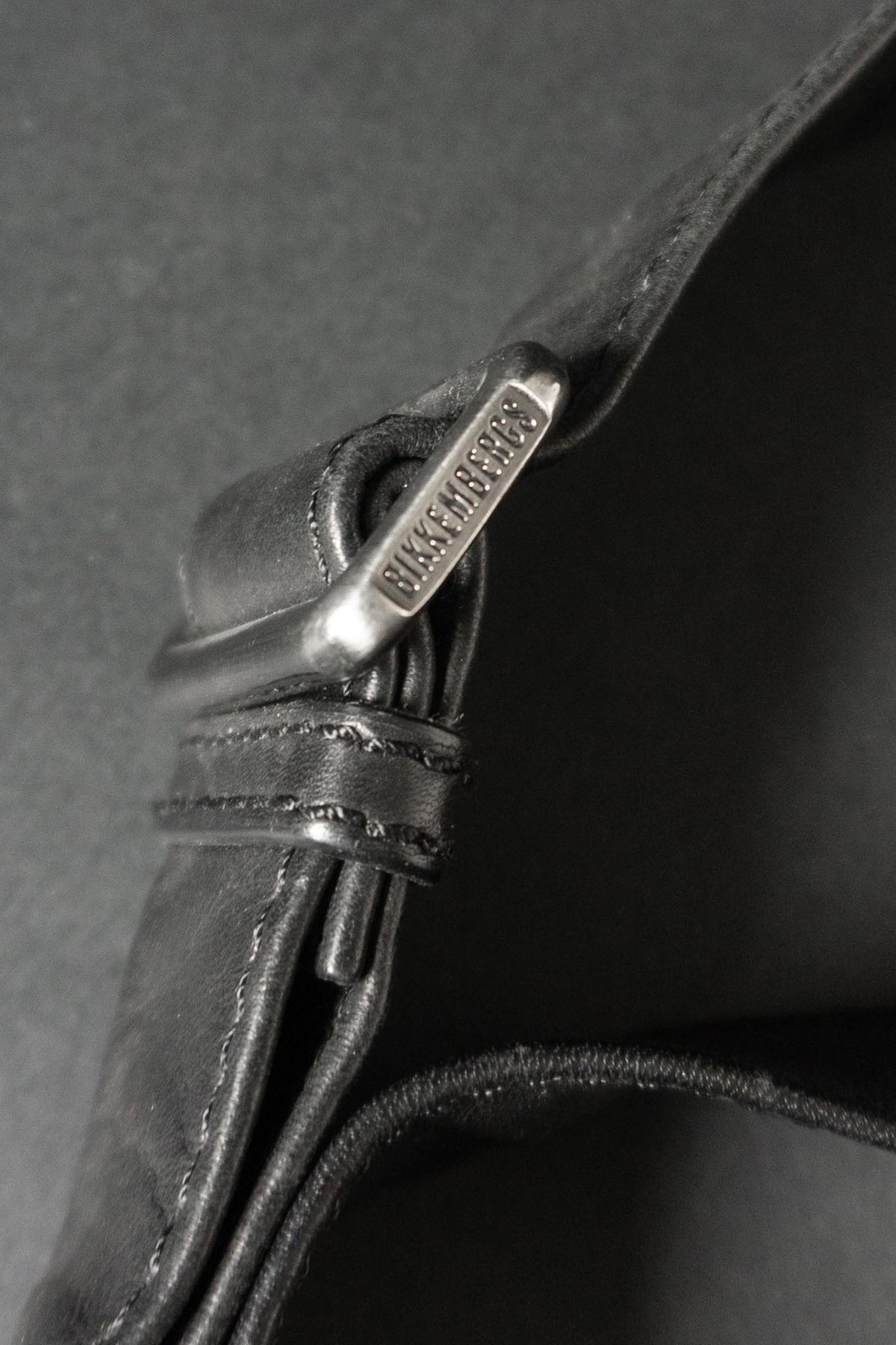 Vintage Bikkembergs Leder Umhängetasche in Schwarz | Y2K Designer Crossbody Bag