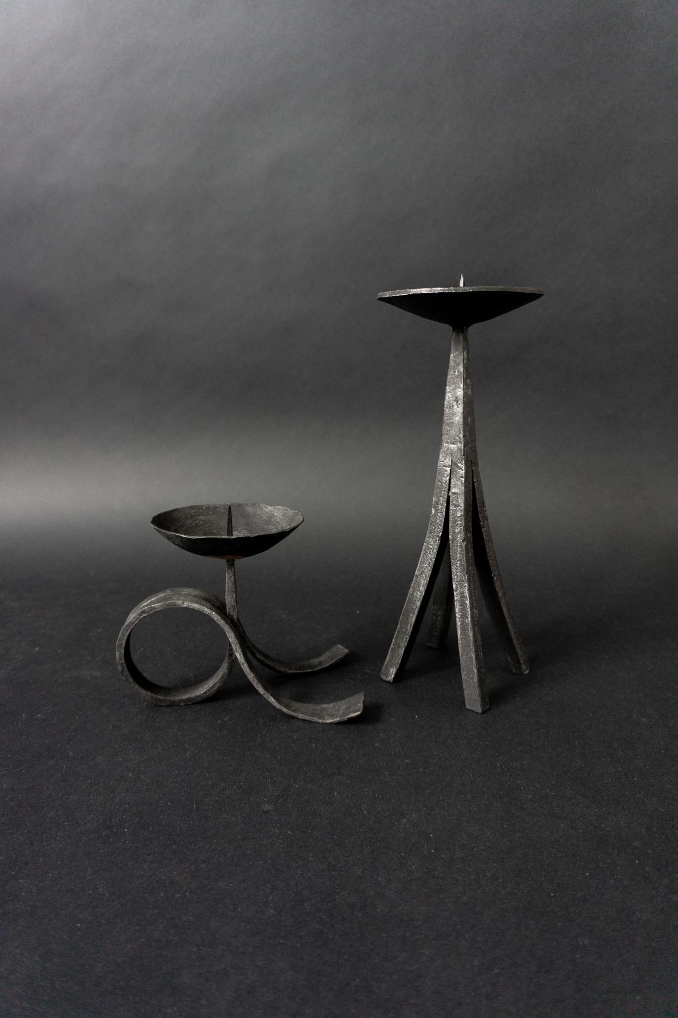 Vintage Brutalist Kerzenständer aus handgeschmiedetem Eisen – 4er Set, 1960s