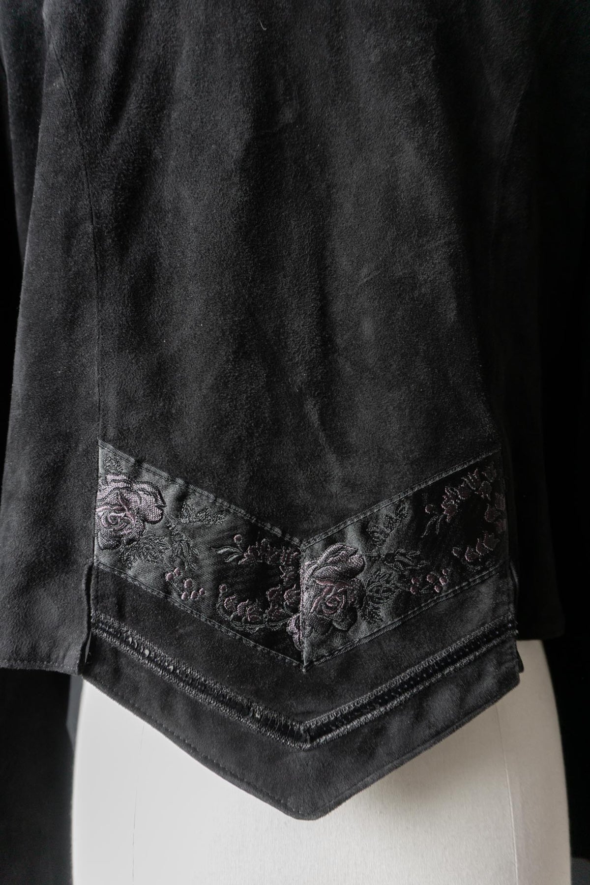 Vintage 80s Lederjacke, Dark Folklore, M–L
