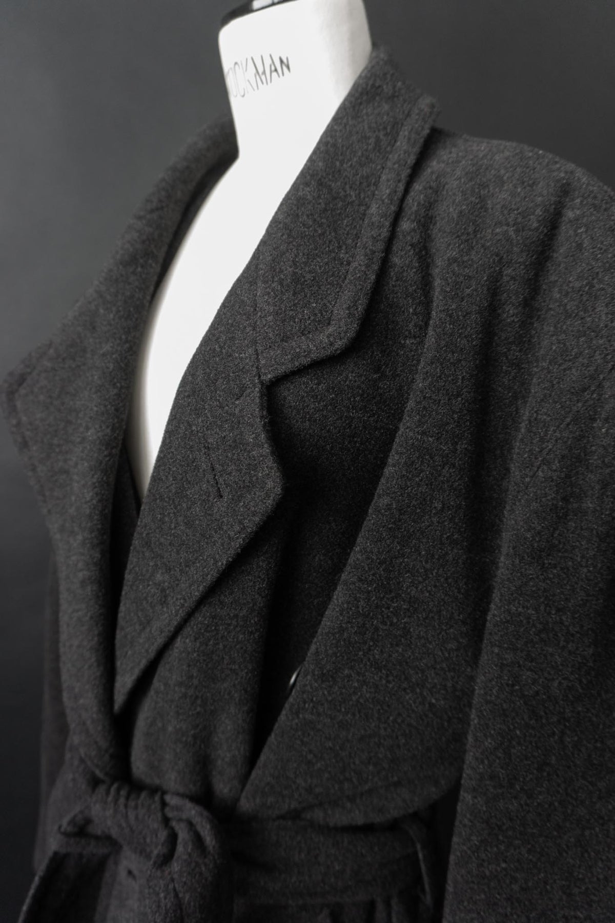 Vintage 90s Hugo Boss Trenchcoat, Wolle, M–XL