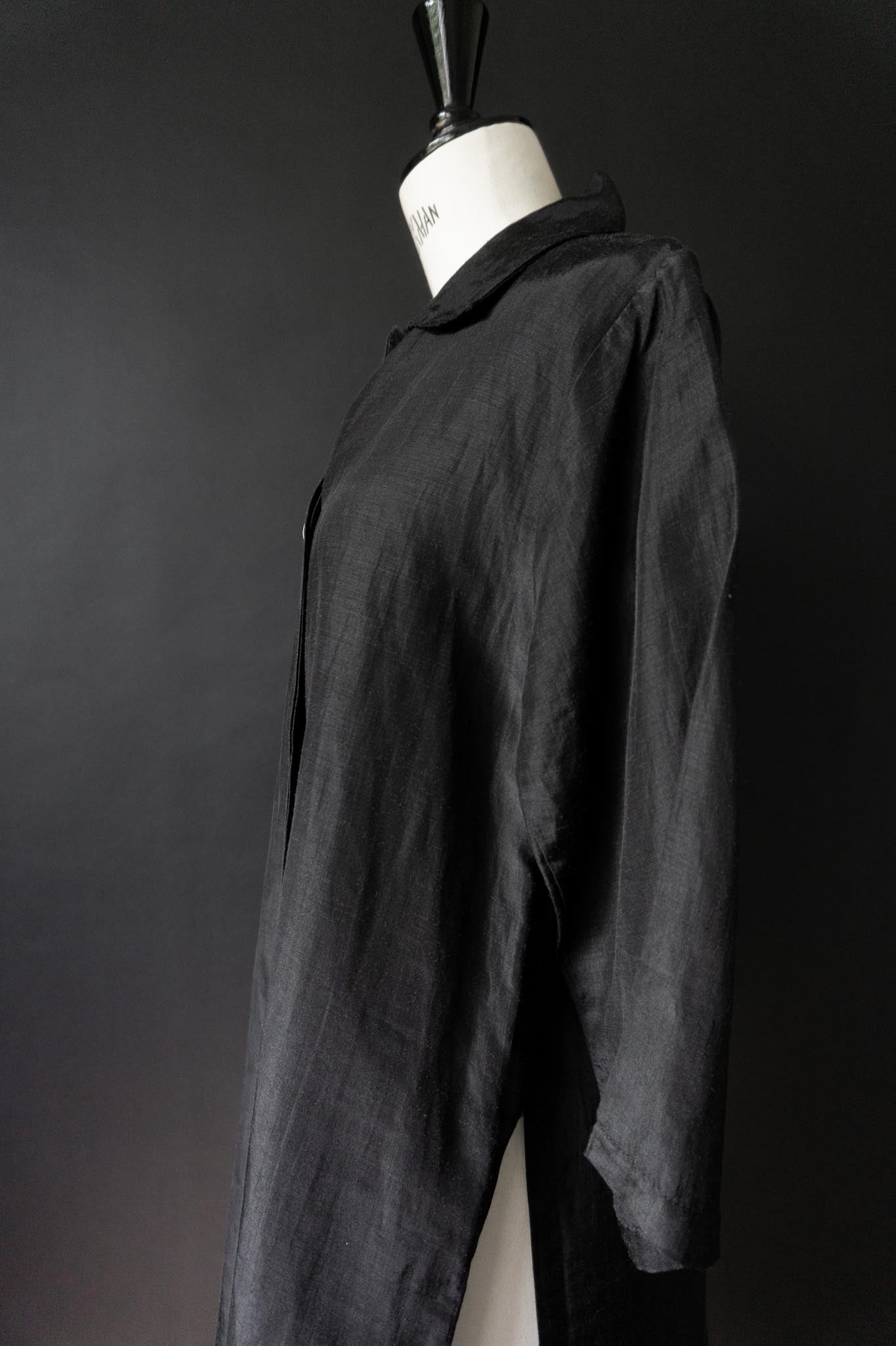 Vintage Bluse aus Leinen, Perlmuttknöpfe, S–M