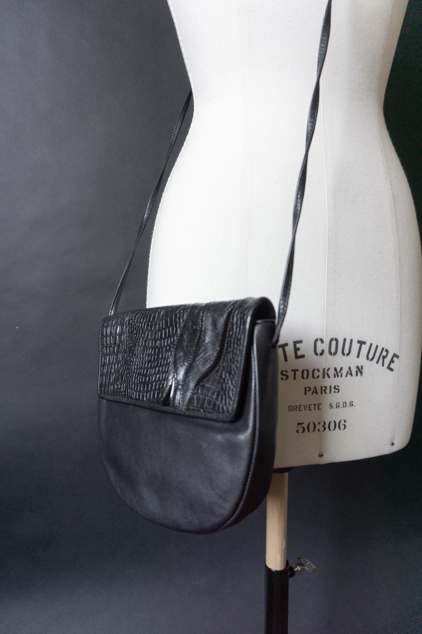 Vintage Ledertasche aus den 80ern mit Kroko-Prägung