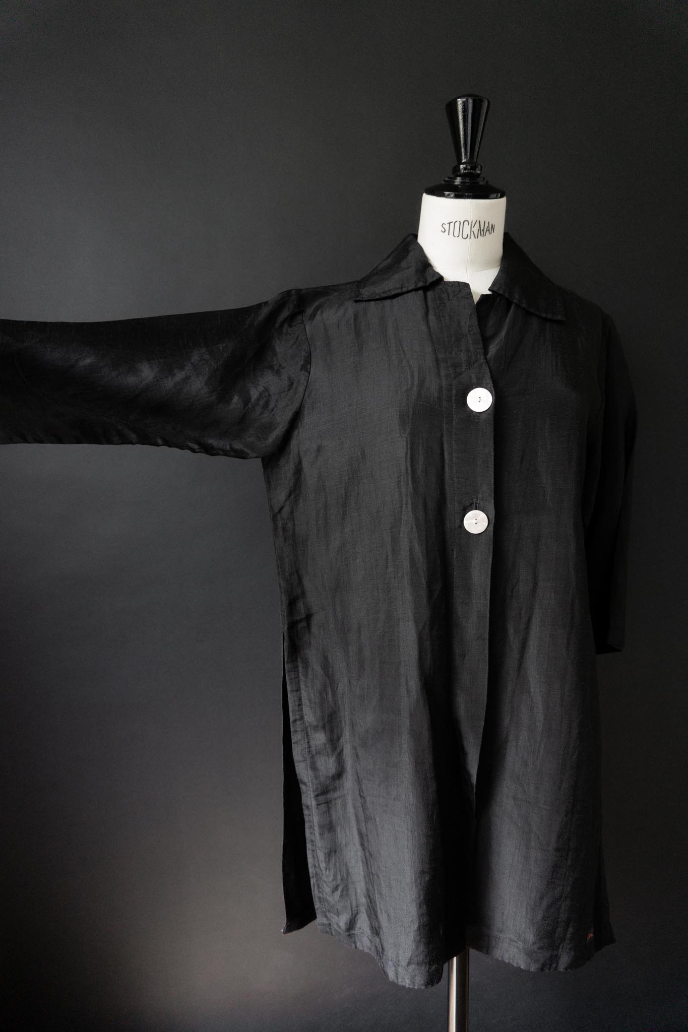 Vintage Bluse aus Leinen, Perlmuttknöpfe, S–M
