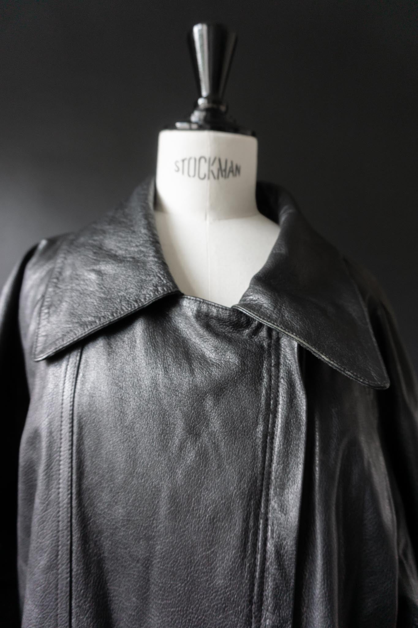 Vintage 90s Avantgarde Ledermantel, asymmetrisch, M–L