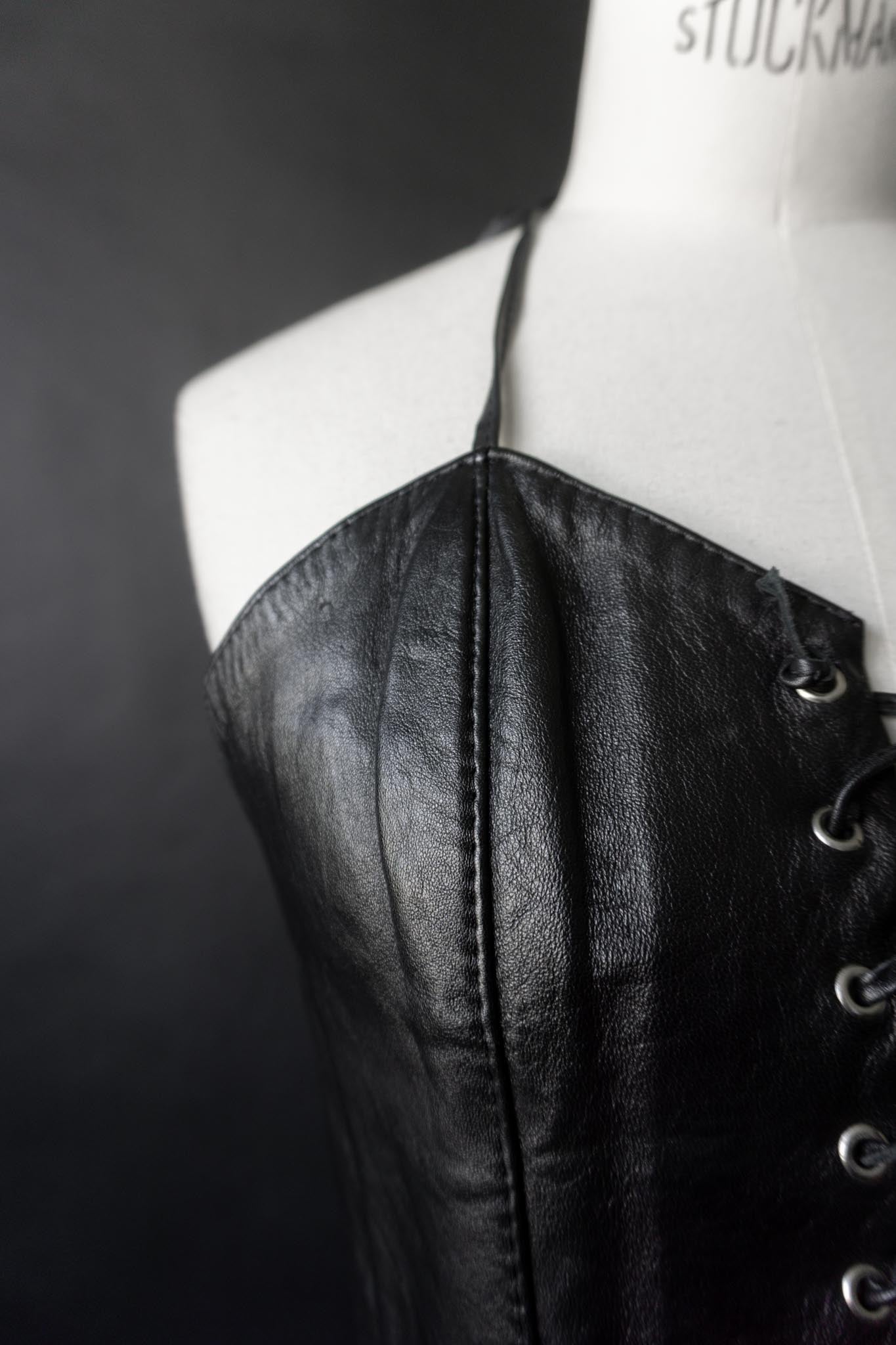Vintage 80s Leder Neckholder Top mit Schnürung aus Echtleder, S–M
