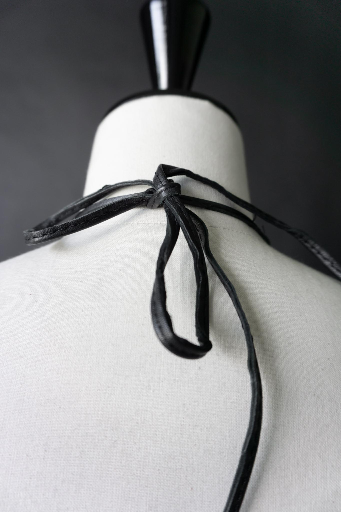 Vintage 80s Leder Neckholder Top mit Schnürung aus Echtleder, S–M