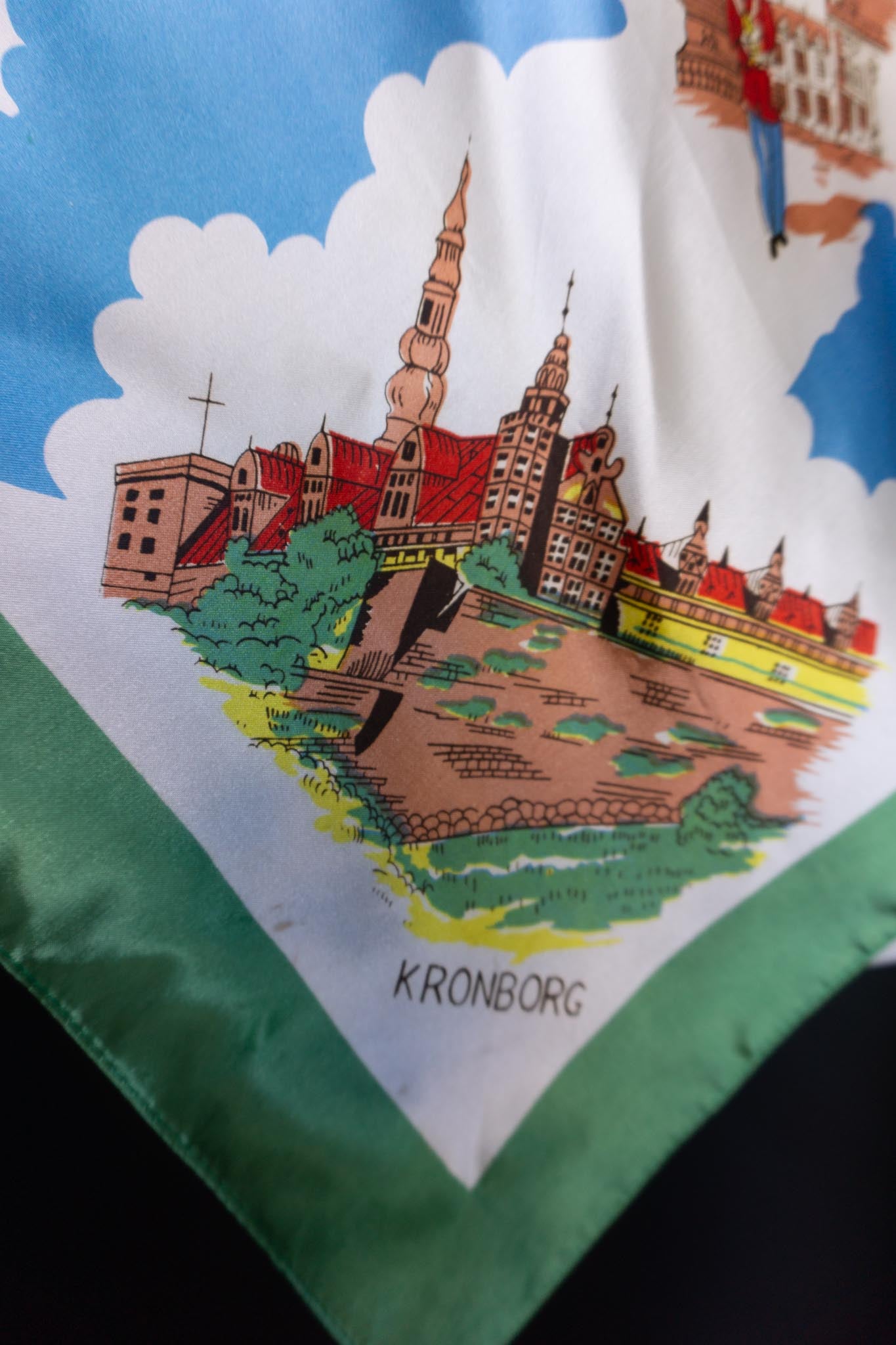Vintage Seidentuch “Danmark”