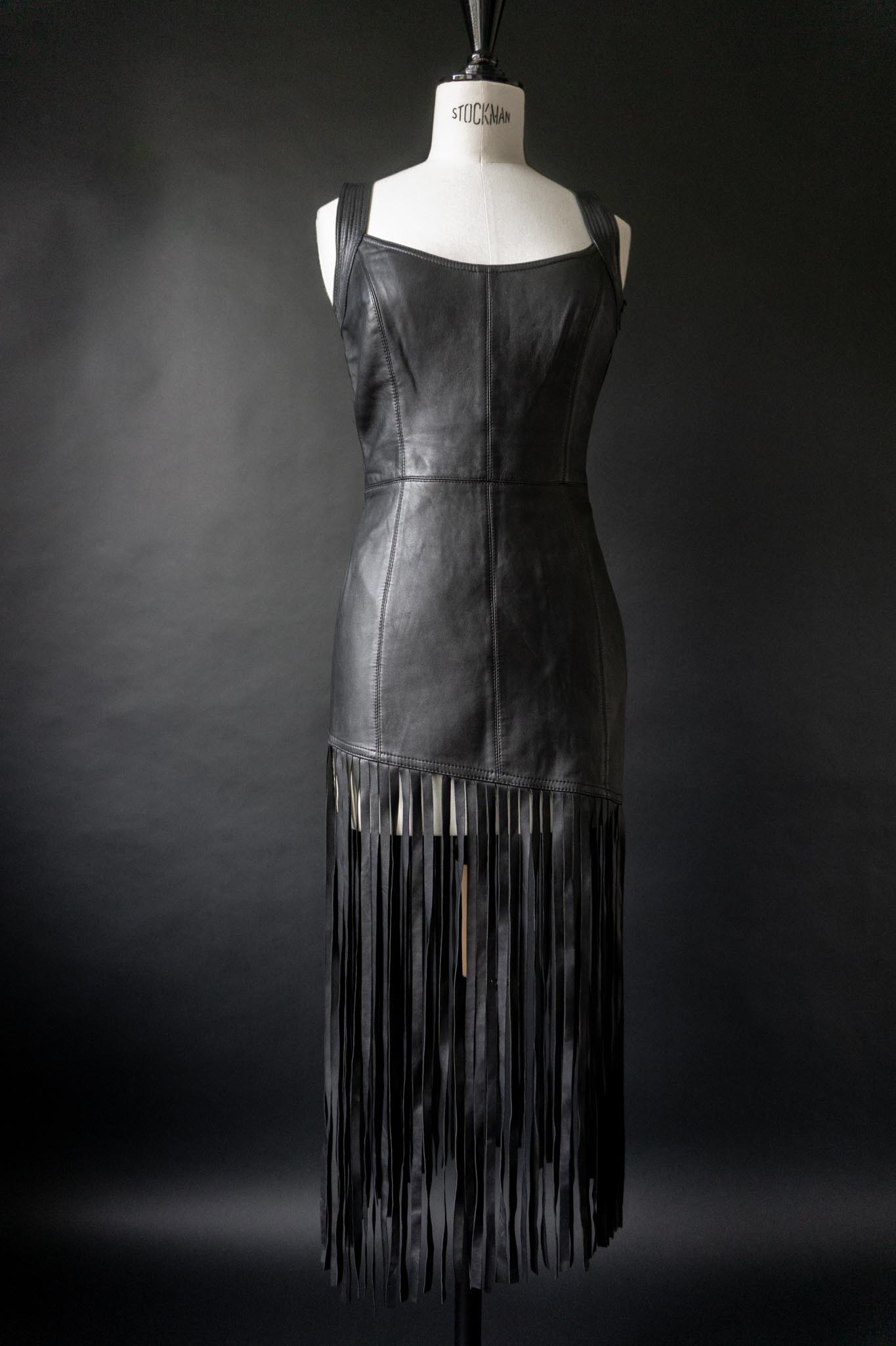 Vintage 80s Escada Lederkleid mit Fransen, Runway Piece, XS-S