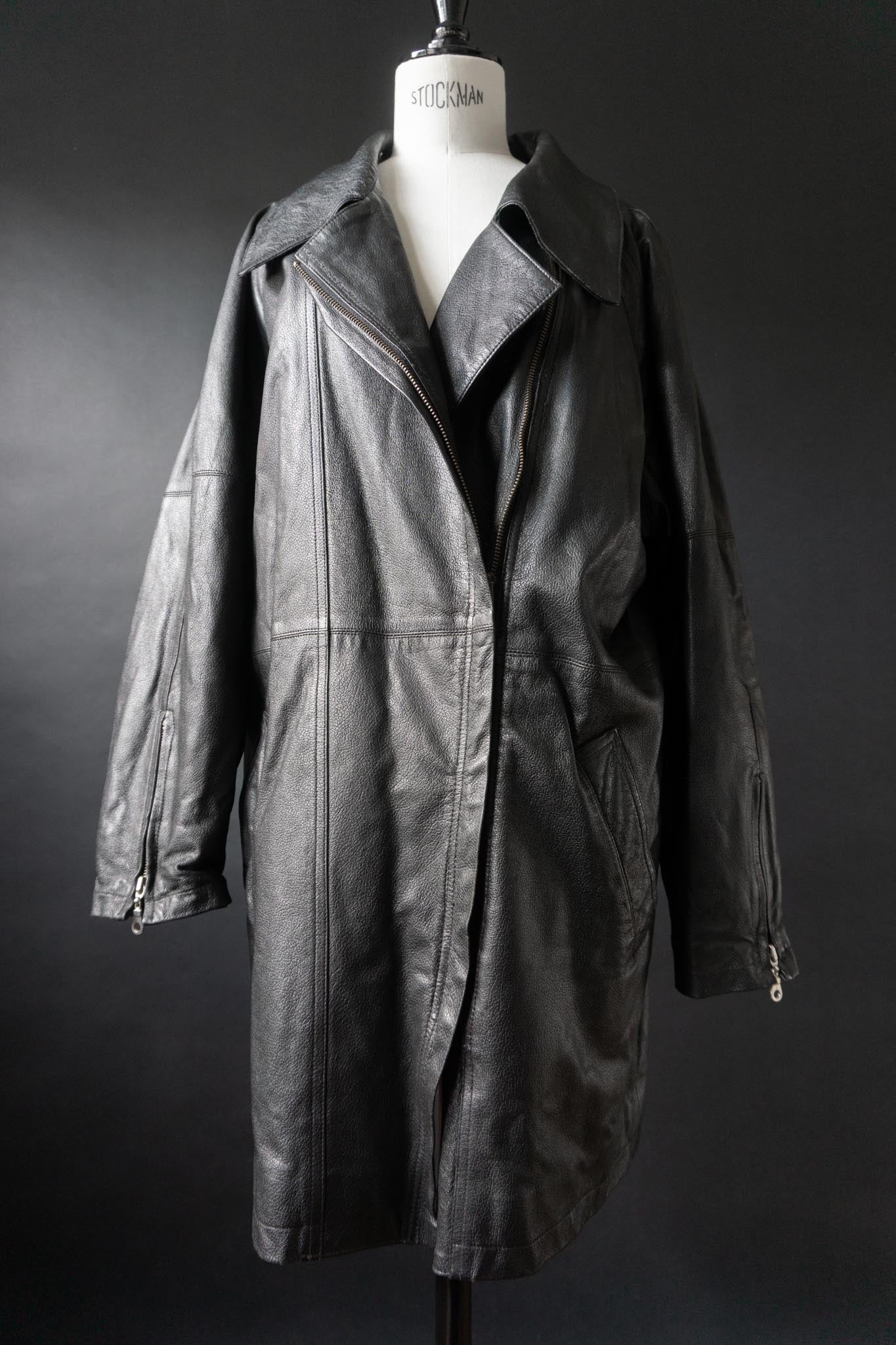 Vintage 90s Avantgarde Ledermantel, asymmetrisch, M–L