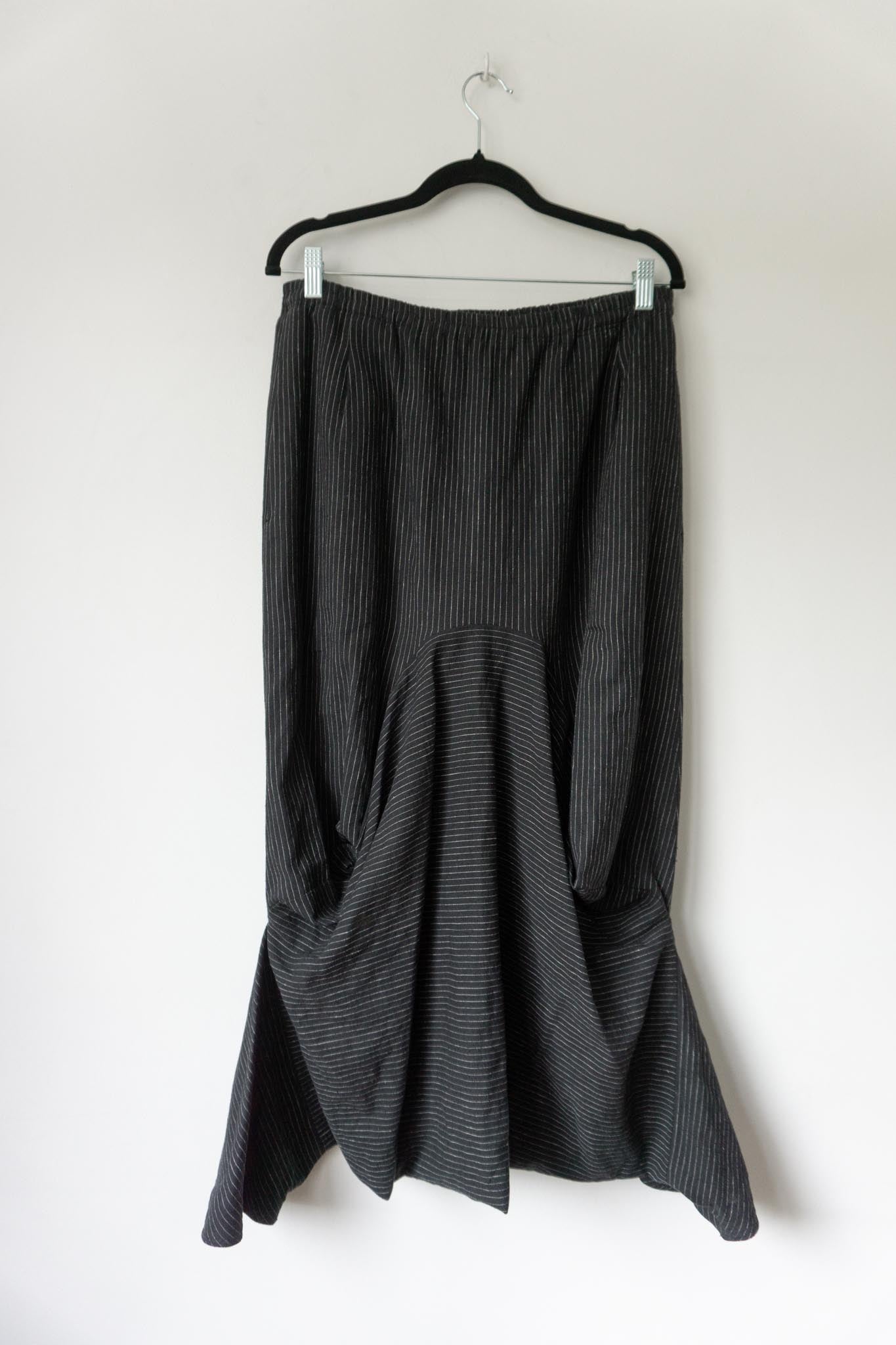 Vintage Drop Crotch Hose mit Nadelstreifen, M–L theplaincircle vintage