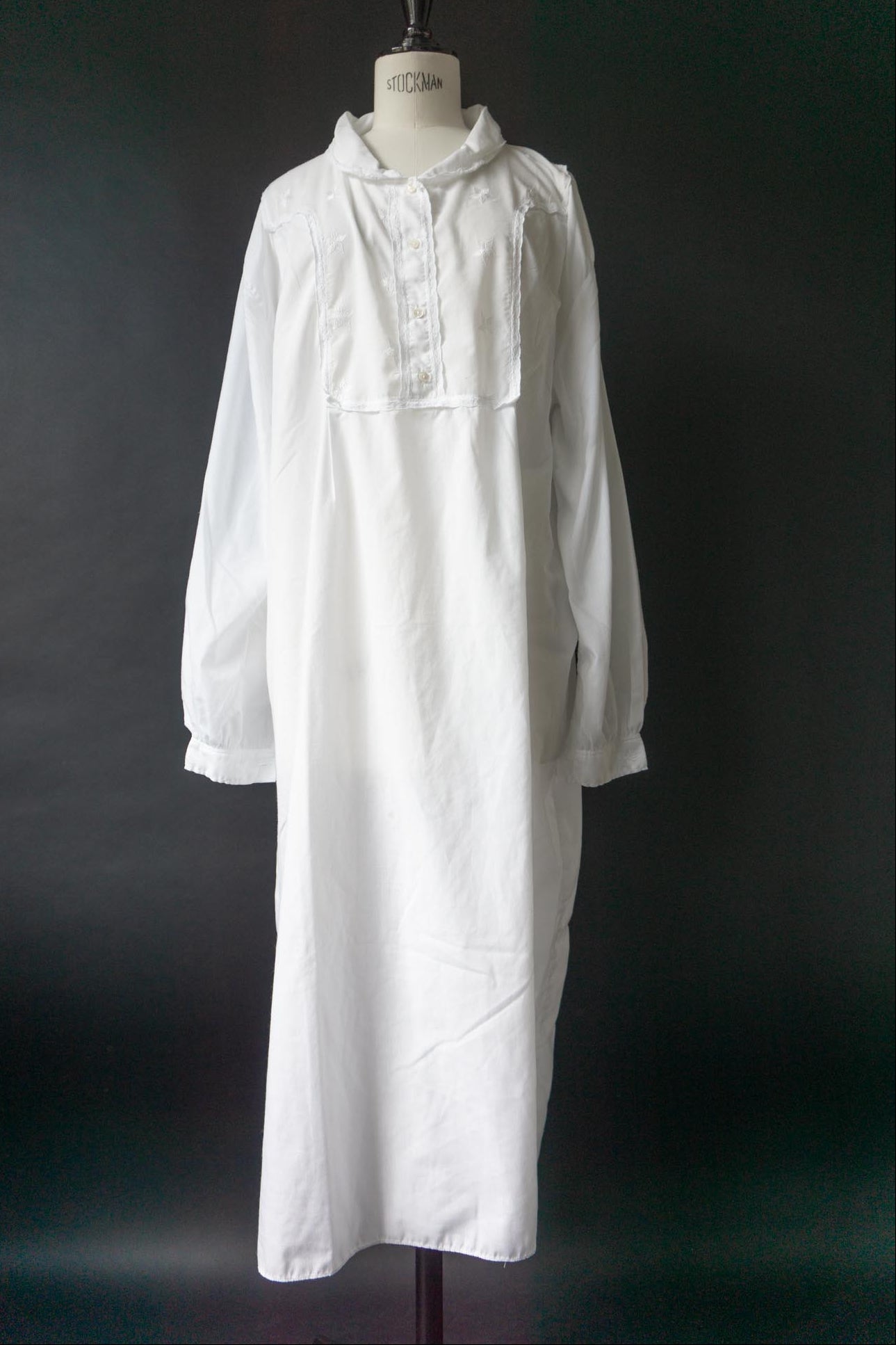 Vintage-Nachthemd mit Sternstickerei aus reiner Baumwolle, M–XL theplaincircle vintage