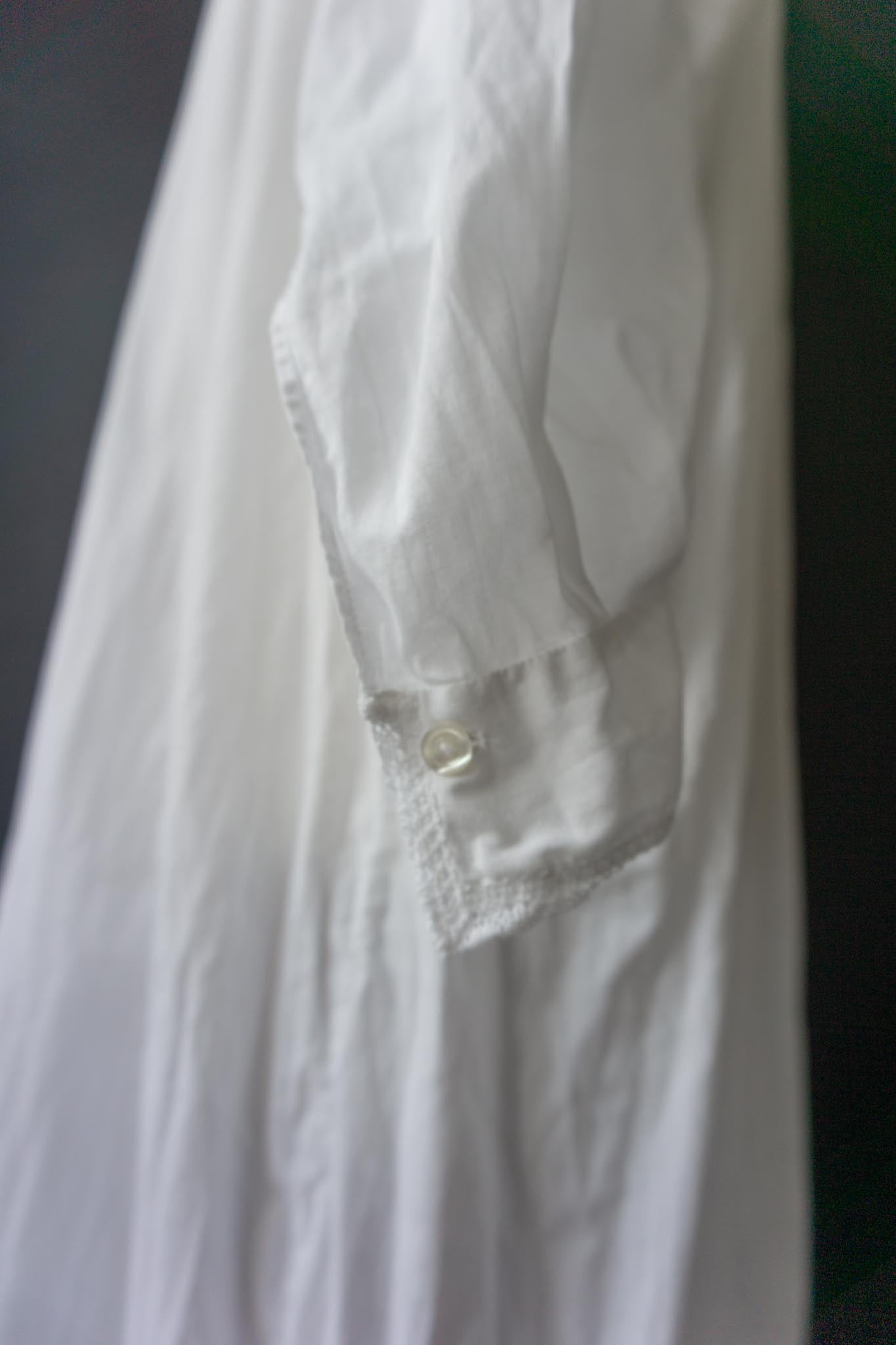 Antikes Baumwoll-Nachthemd mit Biesen und Spitze, M–XL theplaincircle vintage