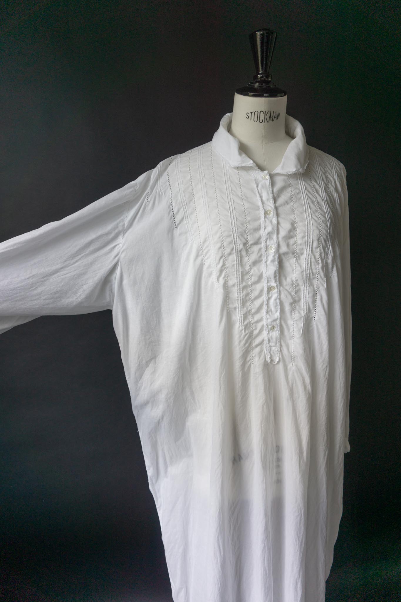 Antikes Baumwoll-Nachthemd mit Spitzenborte, M–XL theplaincircle vintage