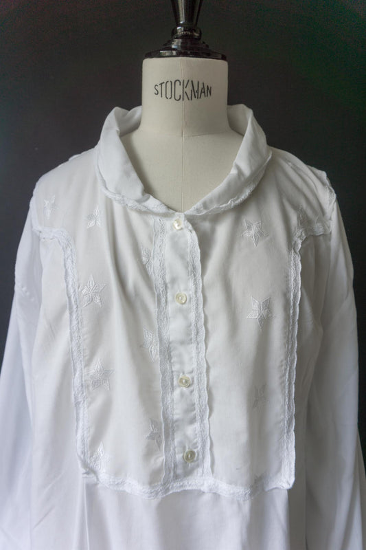 Vintage-Nachthemd mit Sternstickerei aus reiner Baumwolle, M–XL theplaincircle vintage