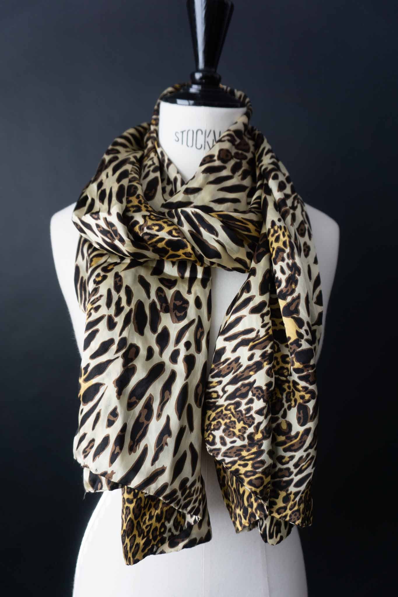 Vintage Tuch 2 theplaincircle vintage