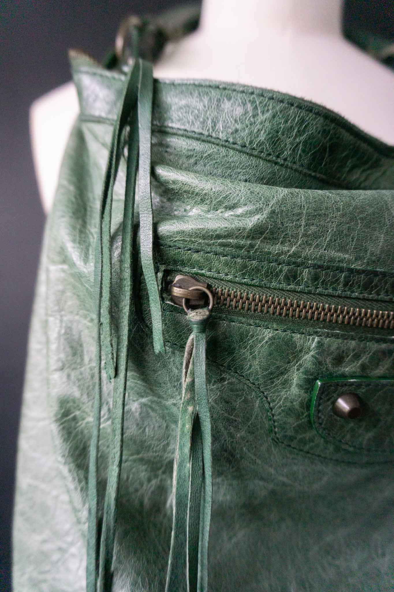 balenciaga motorcycle bag grün vintage