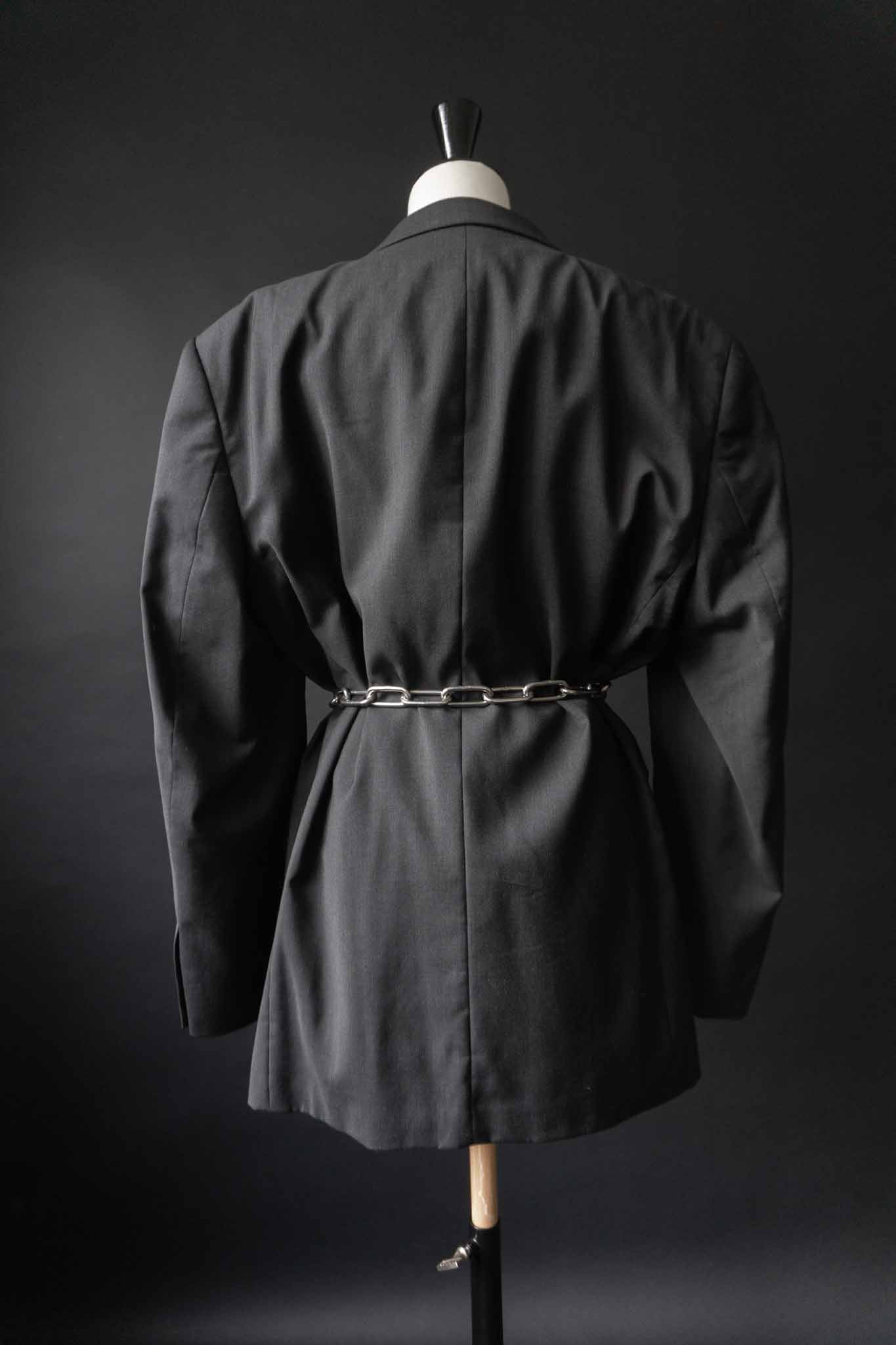 Anthrazitfarbener Vintage Blazer aus reiner Schurwolle – oversized klassischer Blazer von theplaincircle vintage