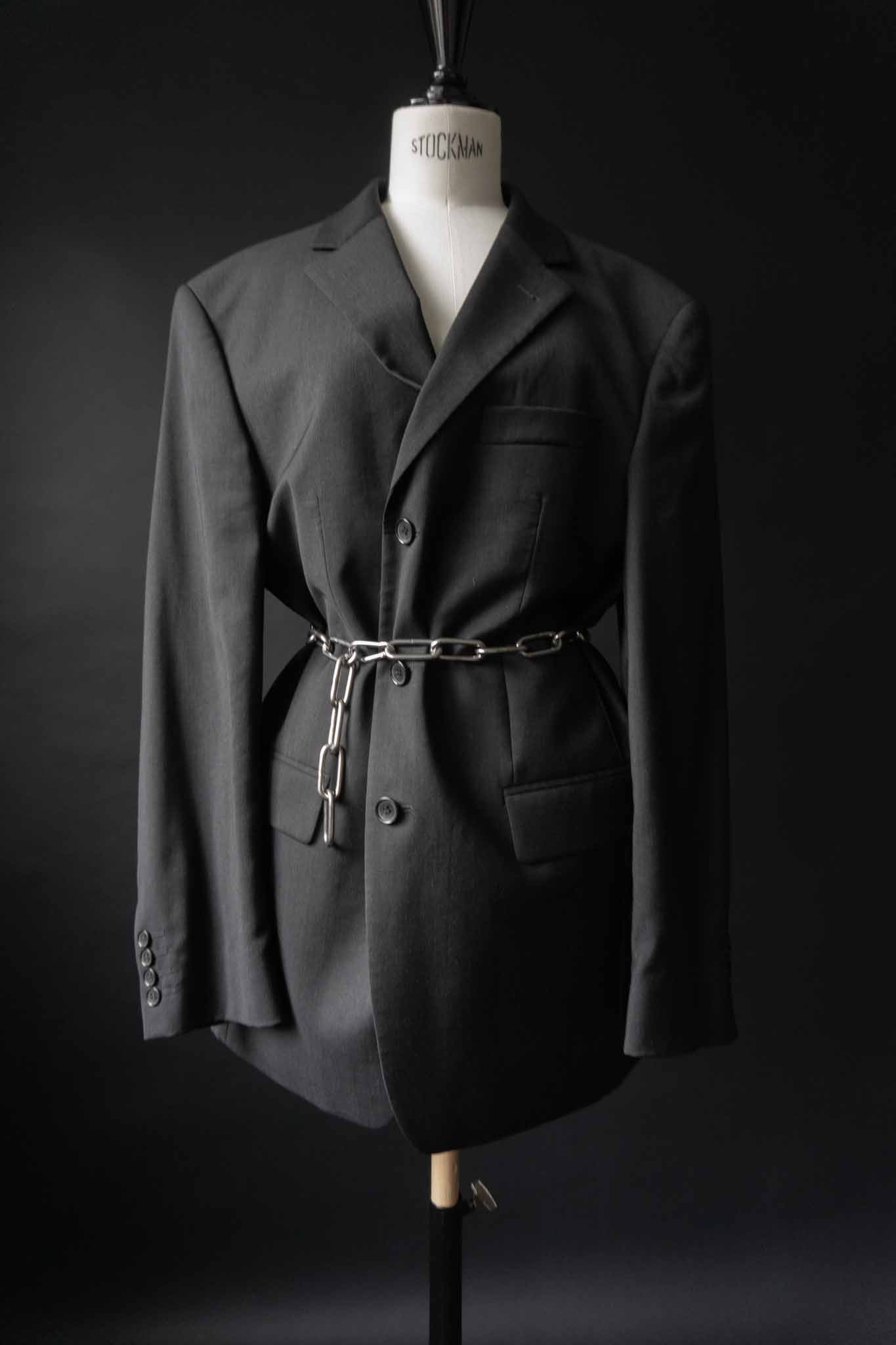 Anthrazitfarbener Vintage Blazer aus reiner Schurwolle – oversized klassischer Blazer von theplaincircle vintage