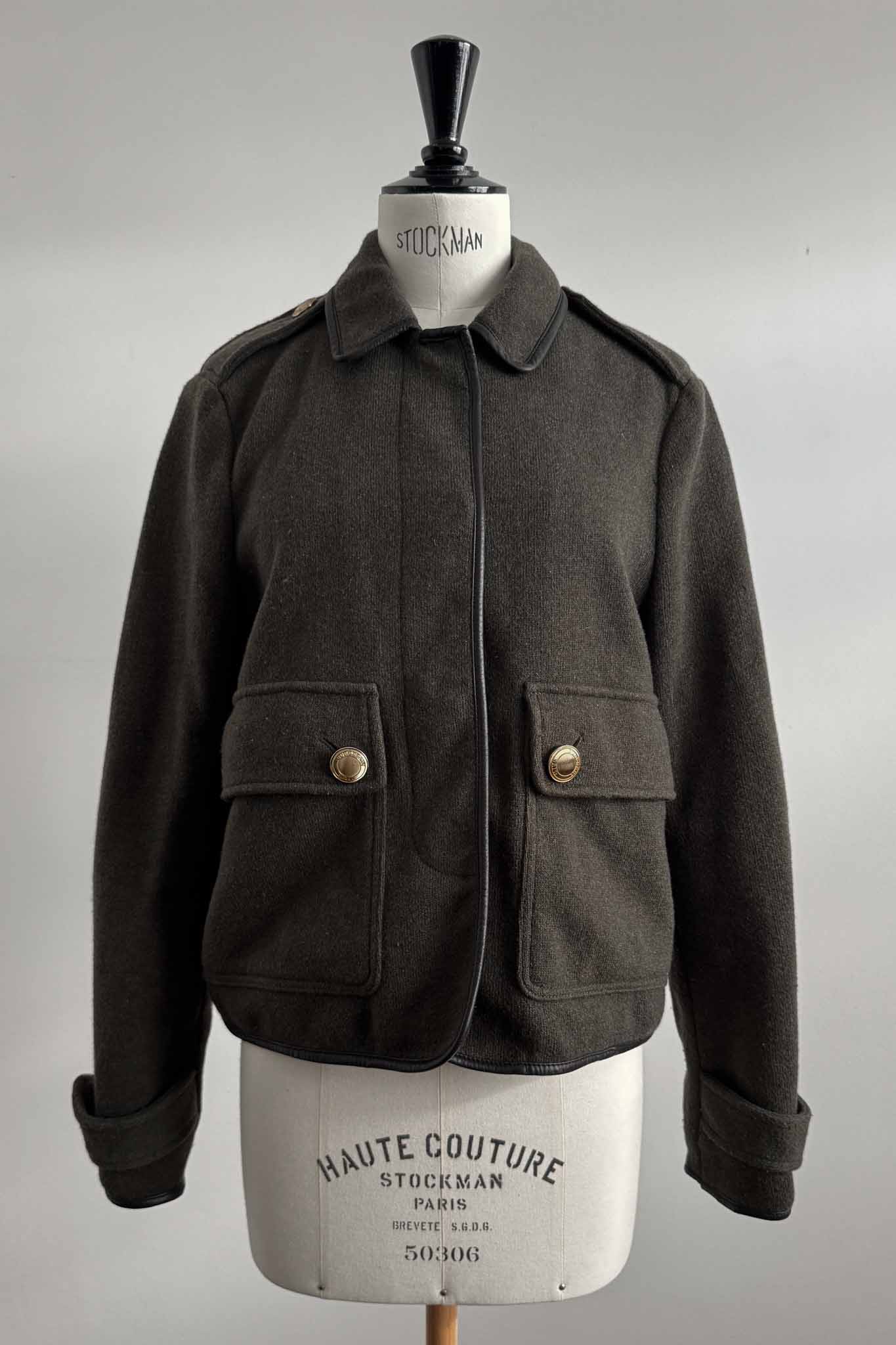 Burberry Brit Vintage Wolljacke Vorderansicht mit Goldknöpfen