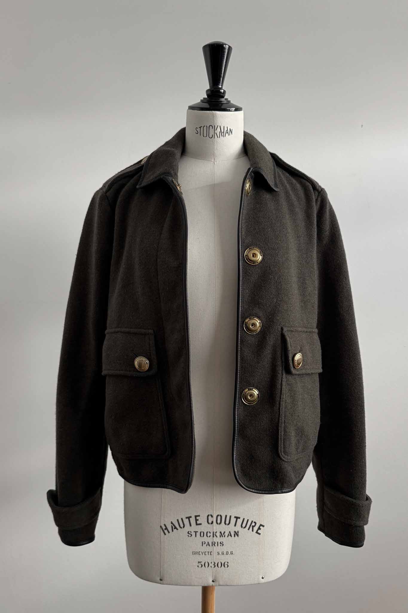Burberry Brit Vintage Wolljacke Vorderansicht mit Goldknöpfen
