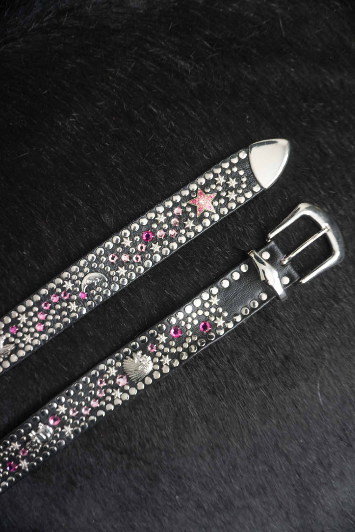 Kolster Vintage Gürtel 80s – Schwarzes Leder mit Strass & Nieten, S–XL theplaincircle vintage