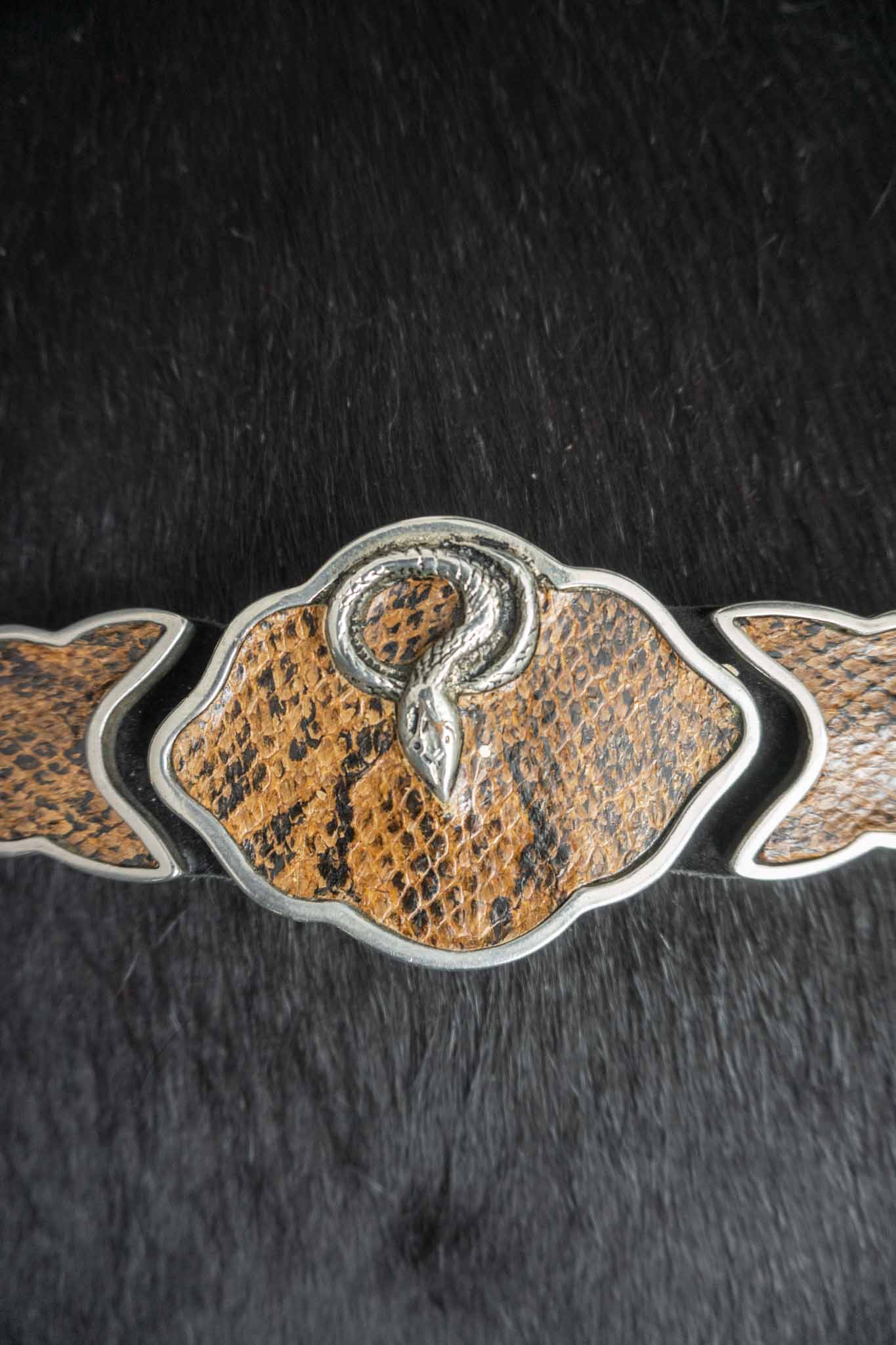 Vintage Snake Belt mit Lederdetails – Gothic Western Statement Piece theplaincircle vintage