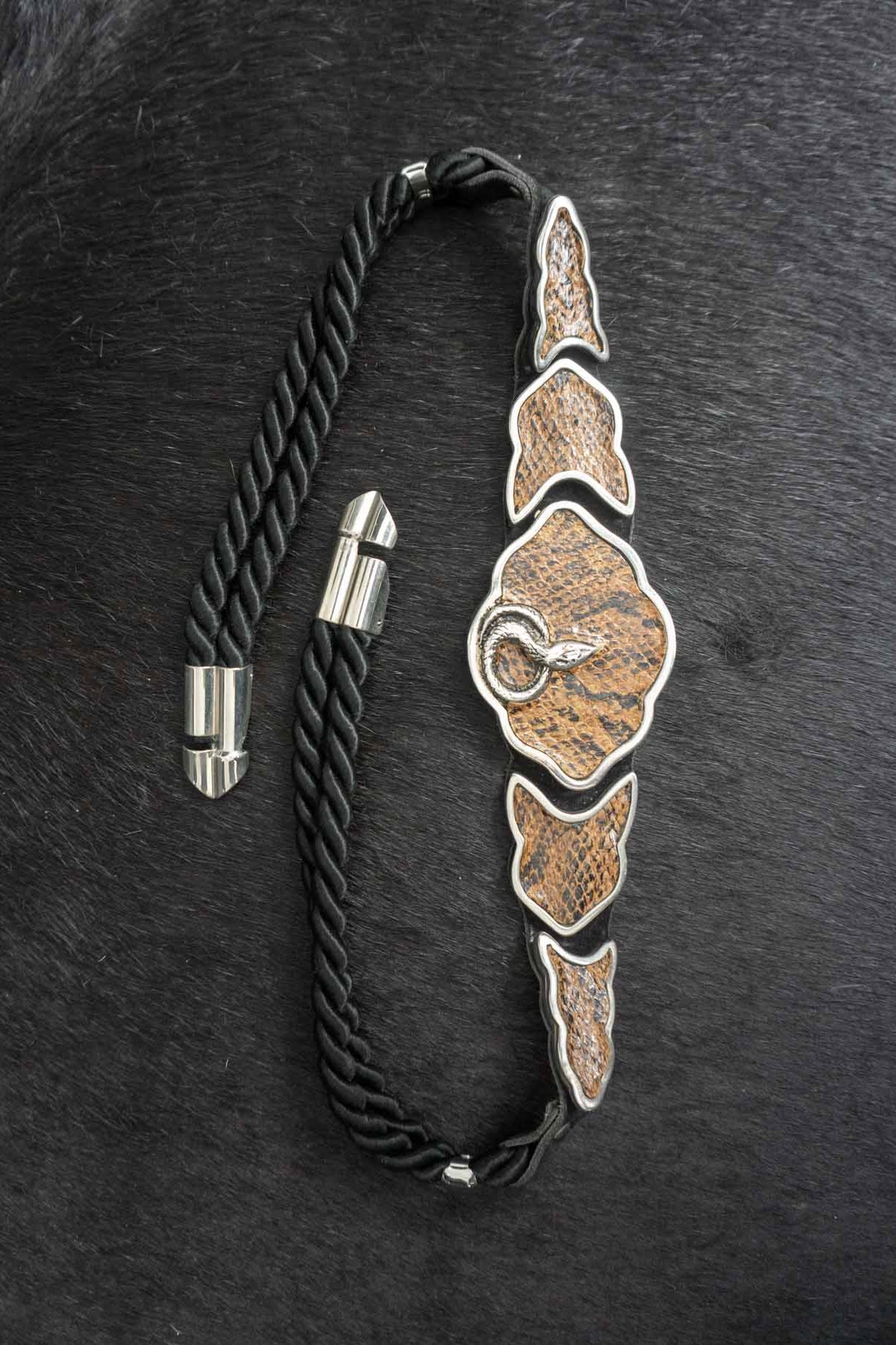 Vintage Snake Belt mit Lederdetails – Gothic Western Statement Piece theplaincircle vintage