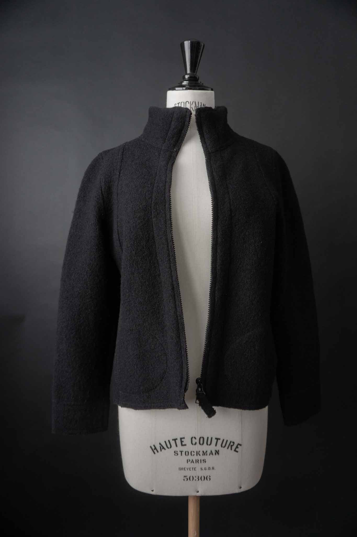 Schwarze vintage Wolljacke, tailliert mit Zipper – theplaincircle vintage