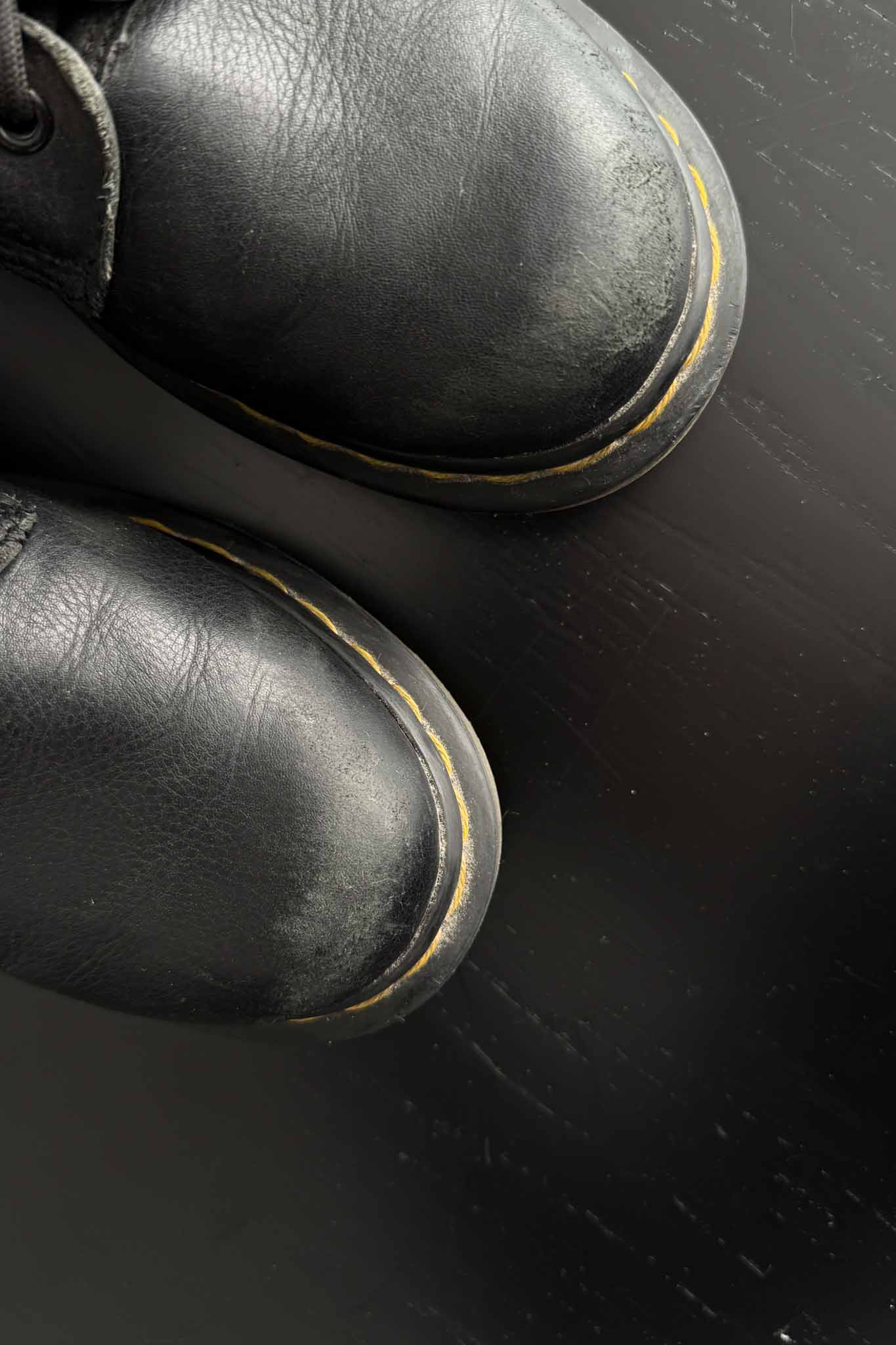 Dr martens pascal vintage boots black leather