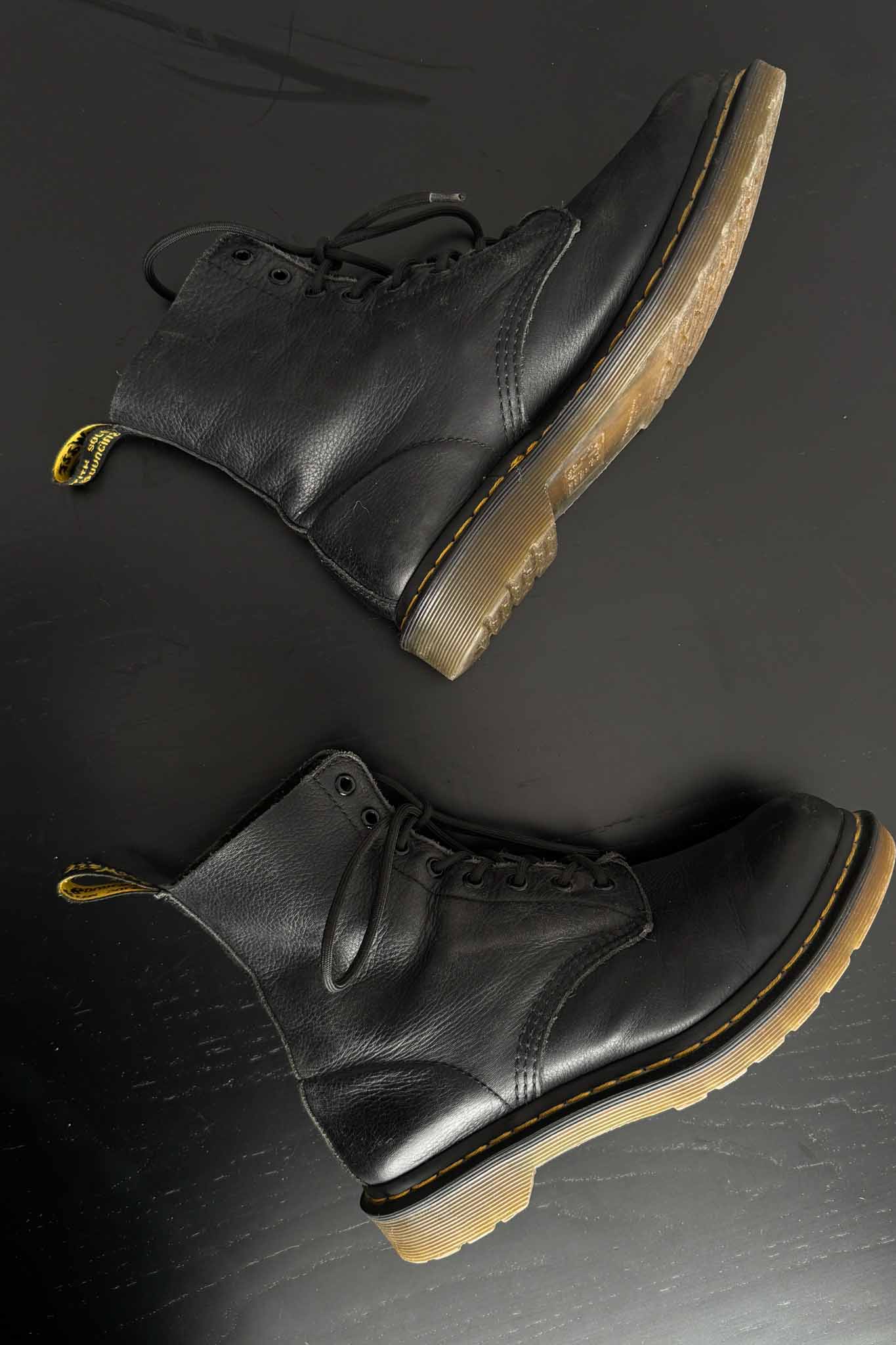 Dr martens pascal vintage boots black leather