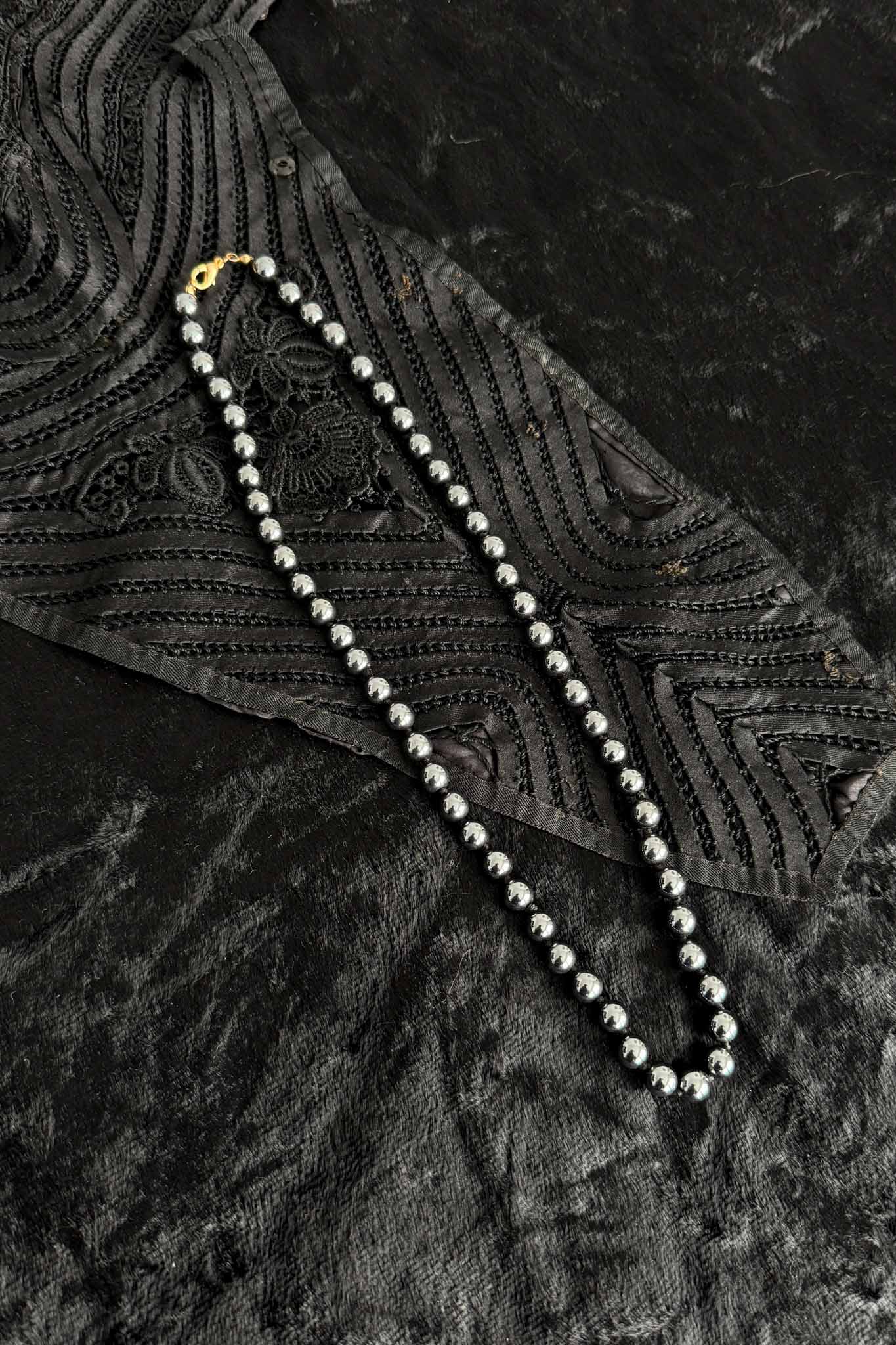 Vintage Hämatit Perlenkette mit goldfarbenem Verschluss – Edelsteinschmuck