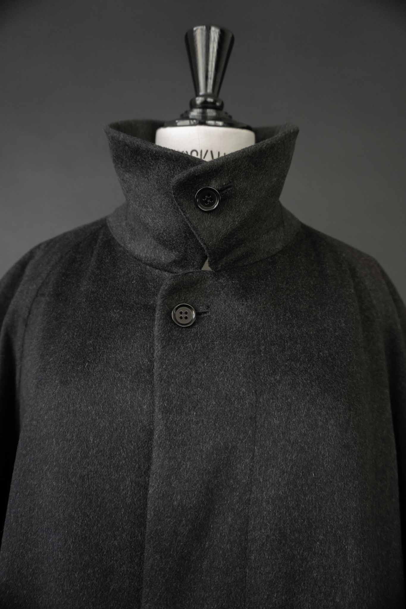 langer dunkelgrauer Kaschmirmantel Vintage