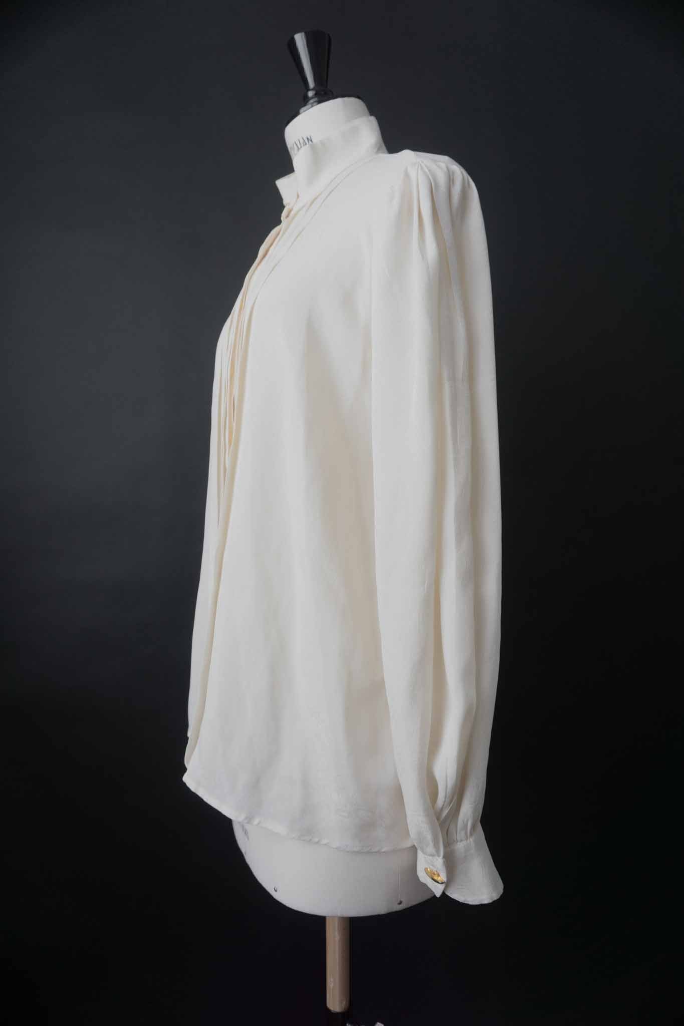 Vintage Seidenbluse Paisley Jacquard Goldknöpfe – theplaincircle vintage