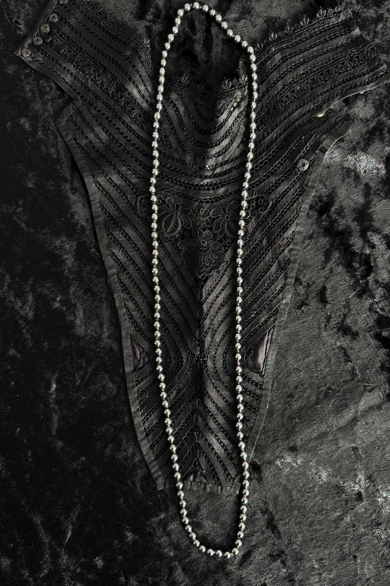 Zarte Hämatit Perlenkette – feiner Edelstein Schmuck