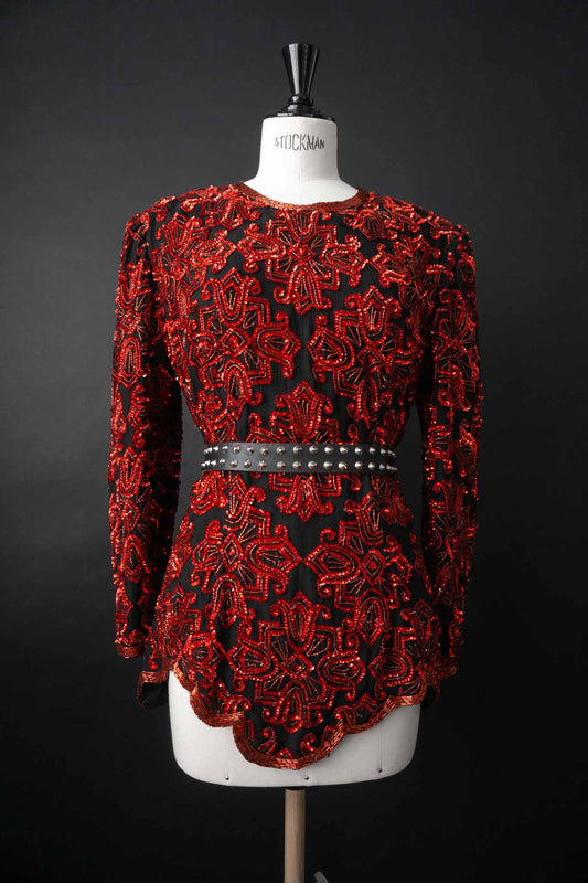 Schwarze 80s Seidenbluse mit roten Pailletten – theplaincircle vintage