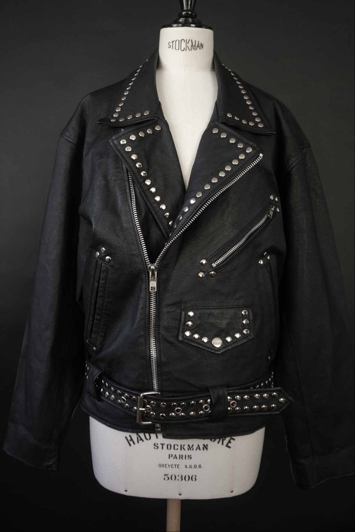 Vintage 80s Biker Lederjacke mit Nieten – theplaincircle vintage