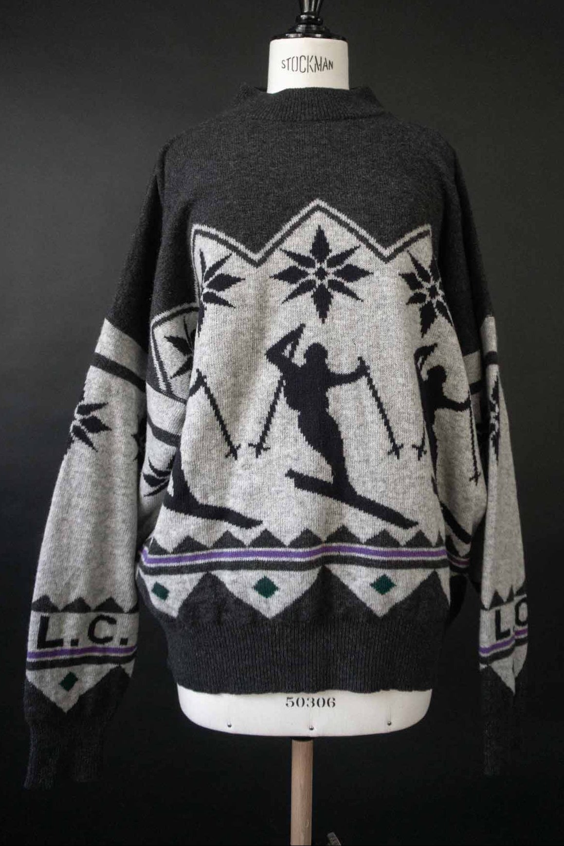 Vintage Les Copains Wollpullover mit Skimotiv – theplaincircle vintage