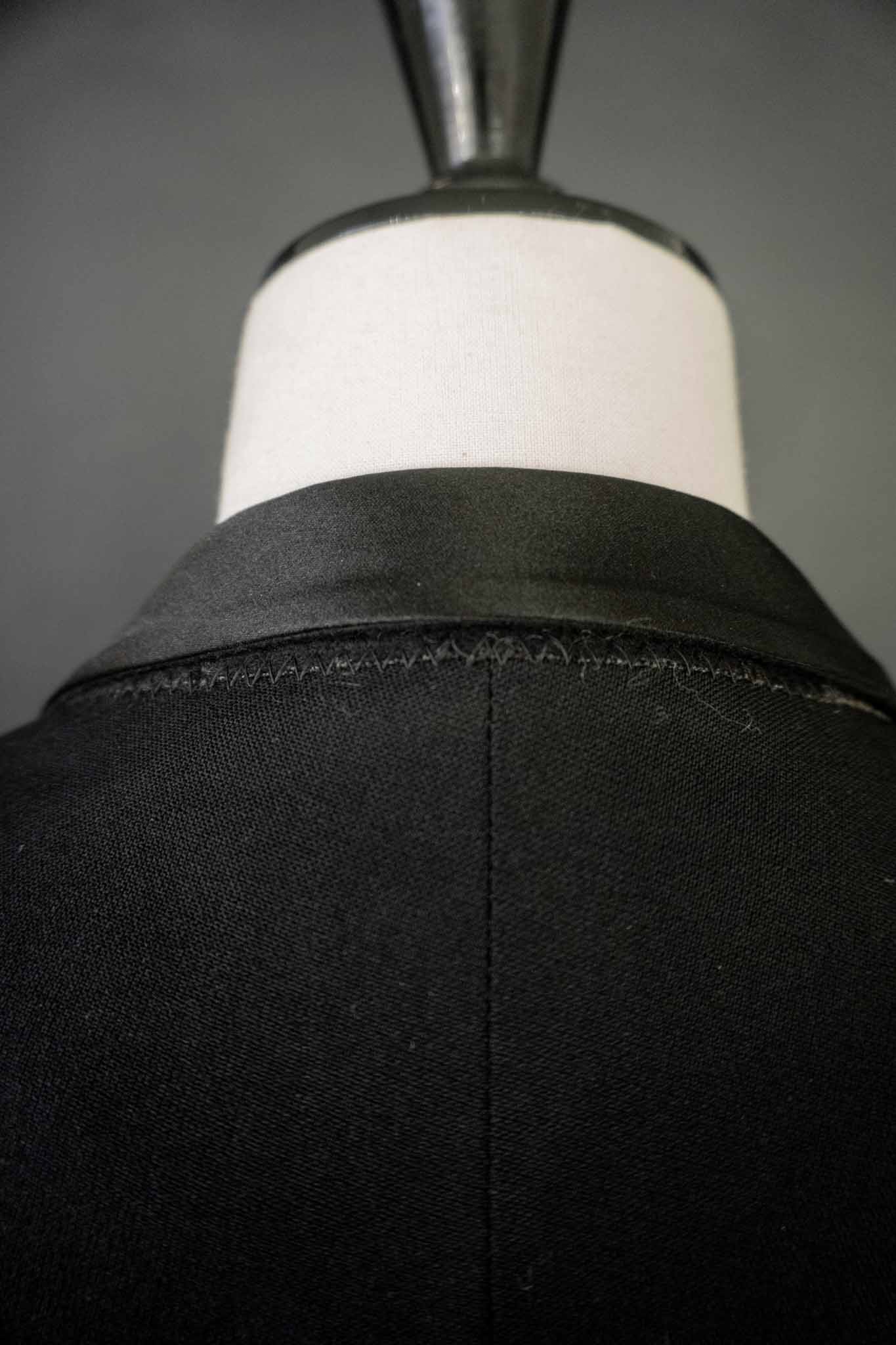 schwarzer vintage military blazer mit goldenen knöpfen aus reiner schurwolle