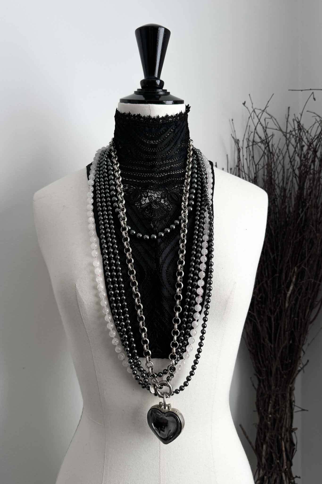 Zarte Hämatit Perlenkette – feiner Edelstein Schmuck