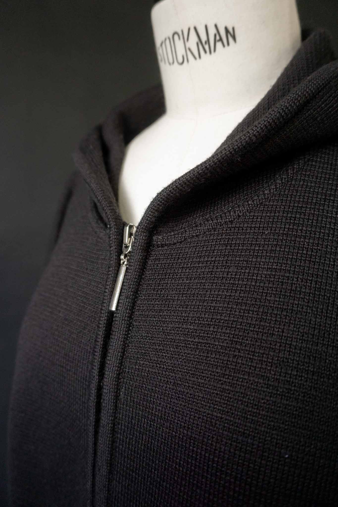 Oversized schwarze Strickjacke mit Kapuze und Reißverschluss aus Wollmischung