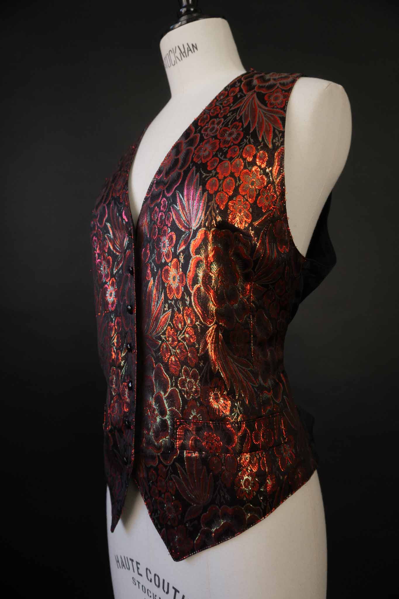 Vintage Lurex-Weste aus den späten 70ern/frühen 80ern mit kupferfarbenem Blumenmuster auf schwarzem Grund