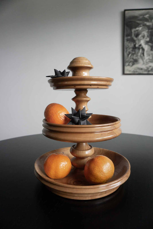 Vintage Etagere theplaincircle vintage