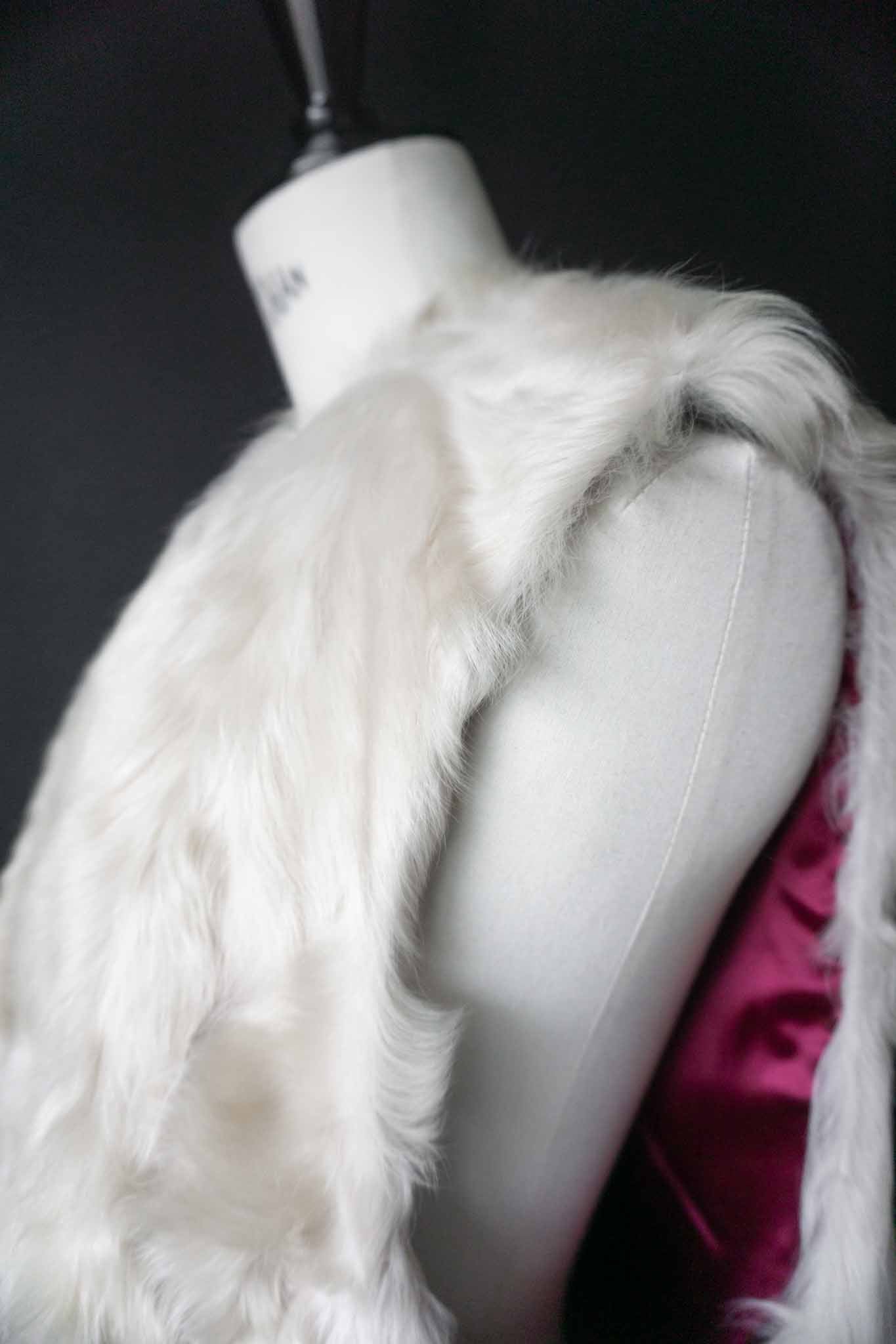 Vintage Pelzweste Lammfell, Creme, M–XL theplaincircle vintage